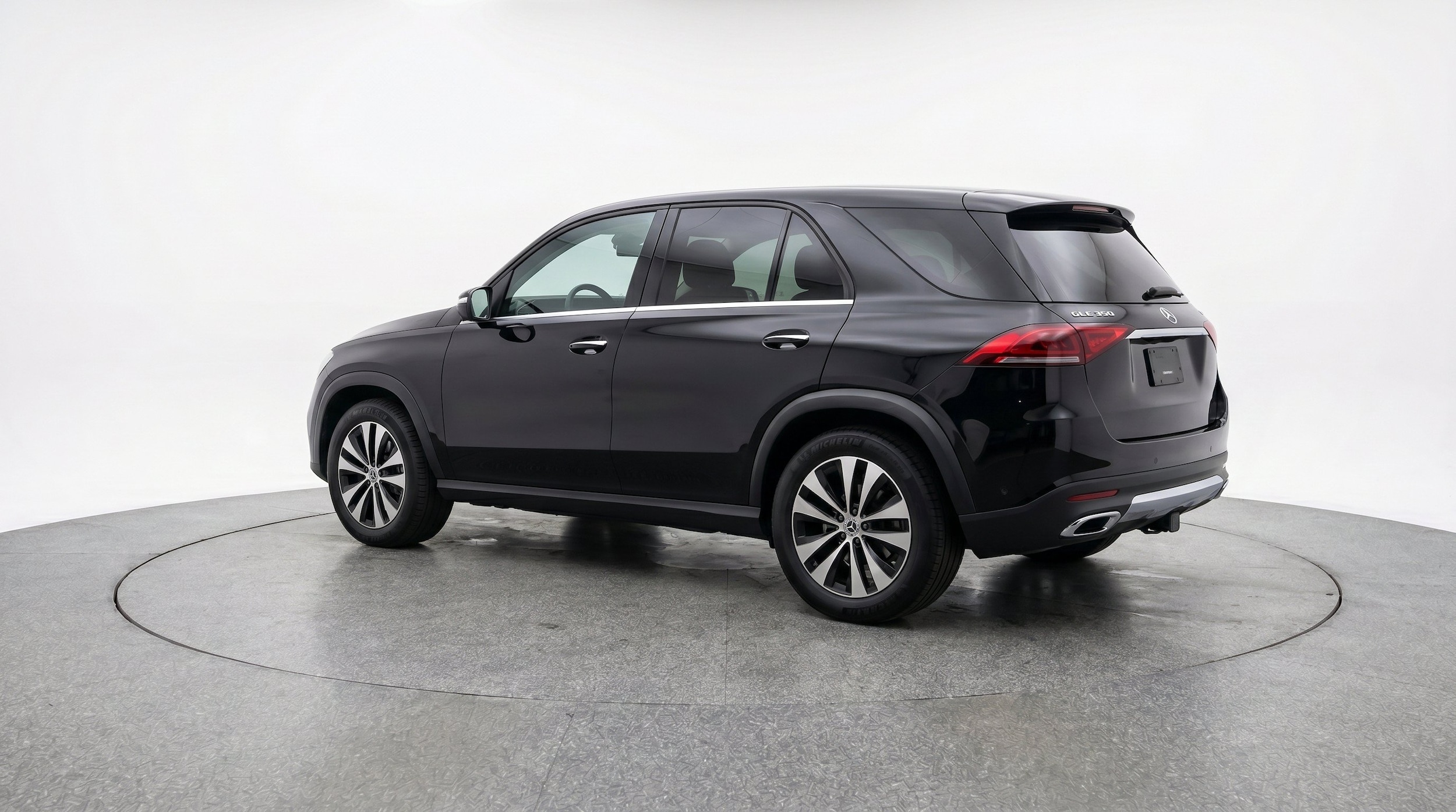 Thumbnail: 2026 Mercedes-Benz GLE - 6