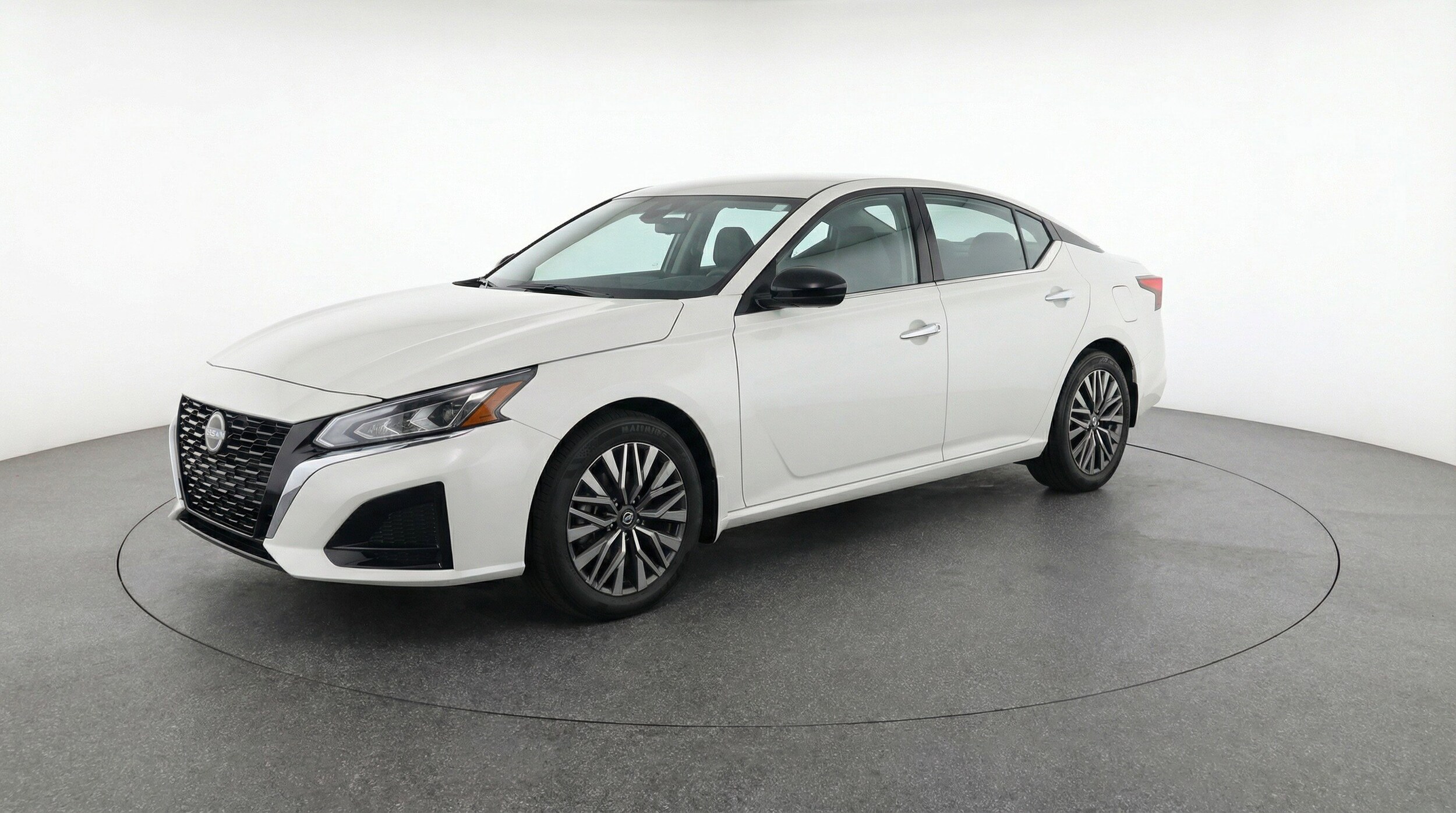 Thumbnail: 2025 Nissan Altima - 3