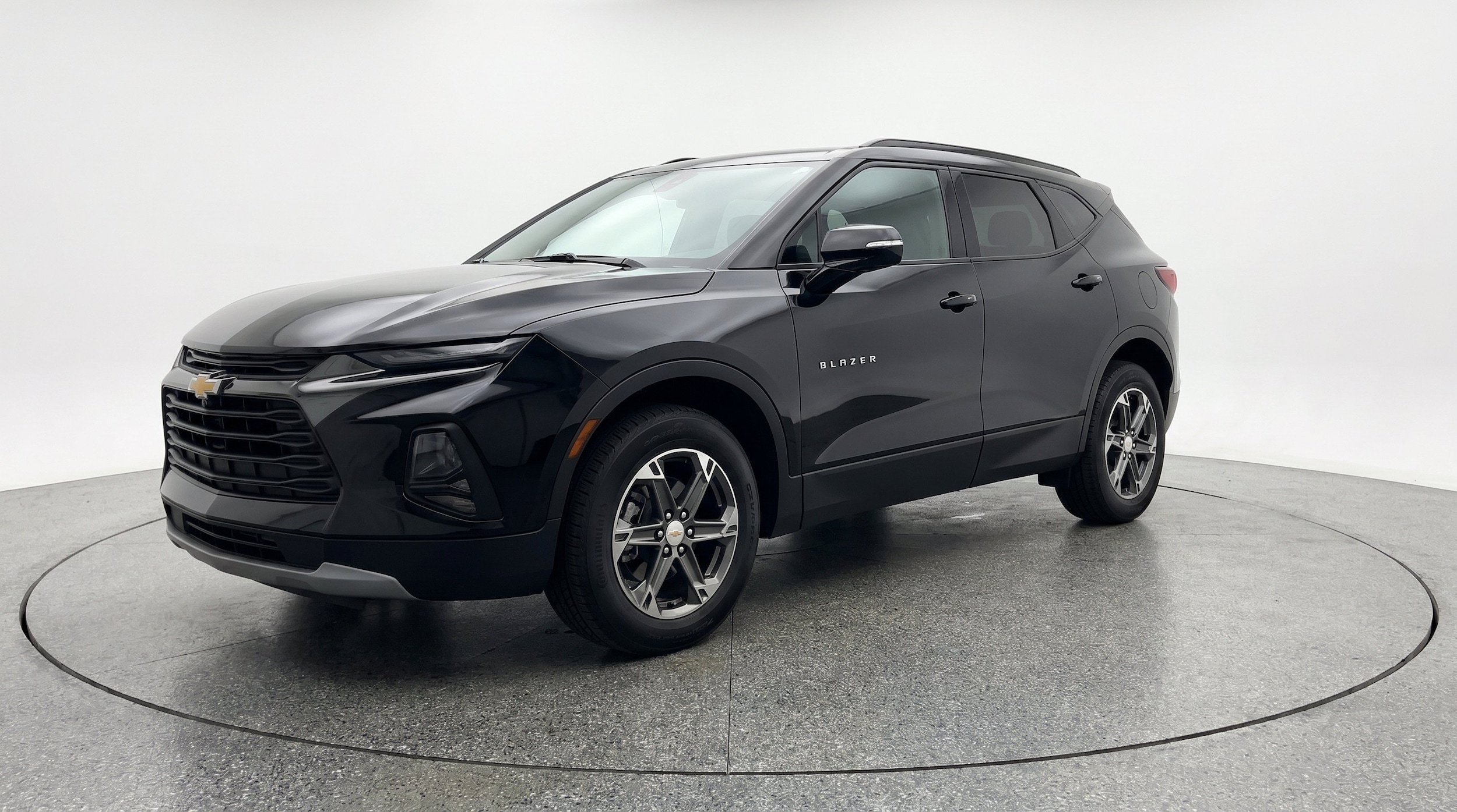 Thumbnail: 2026 Chevrolet Blazer - 3