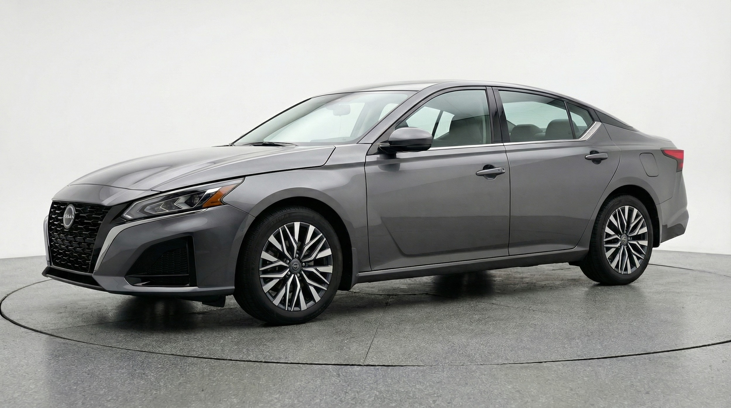 Thumbnail: 2025 Nissan Altima - 3