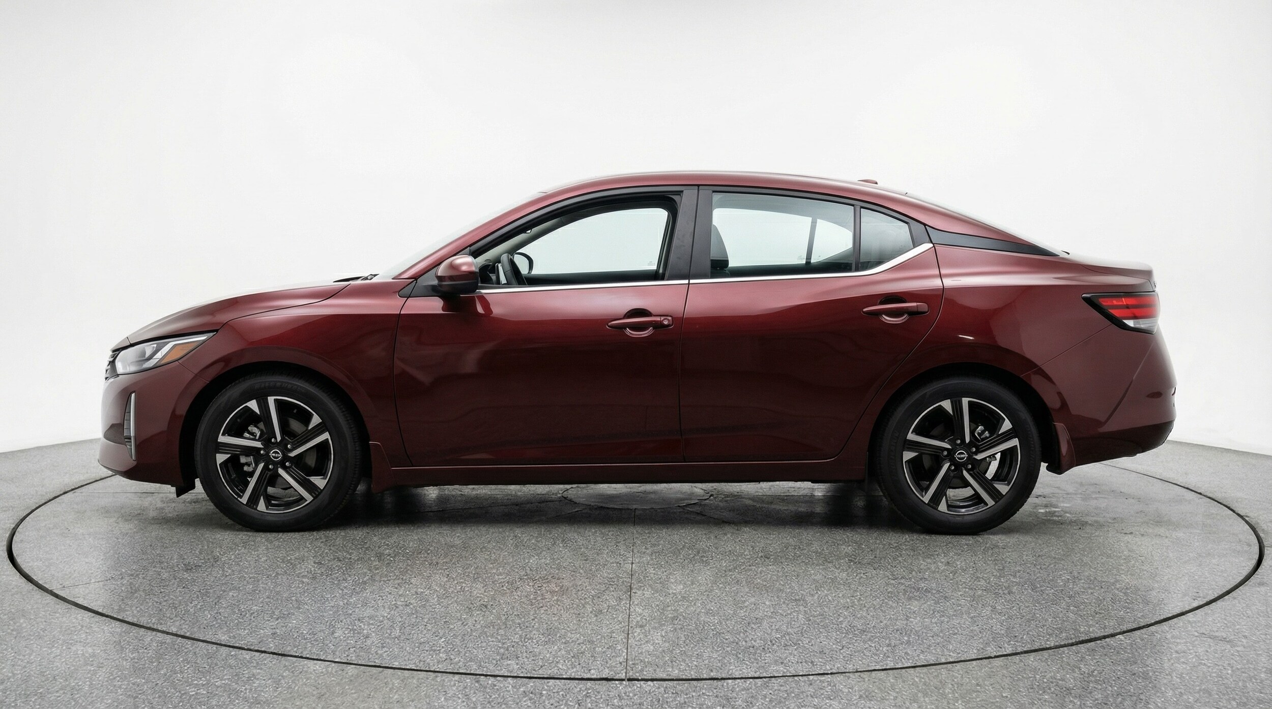 Thumbnail: 2025 Nissan Sentra - 4