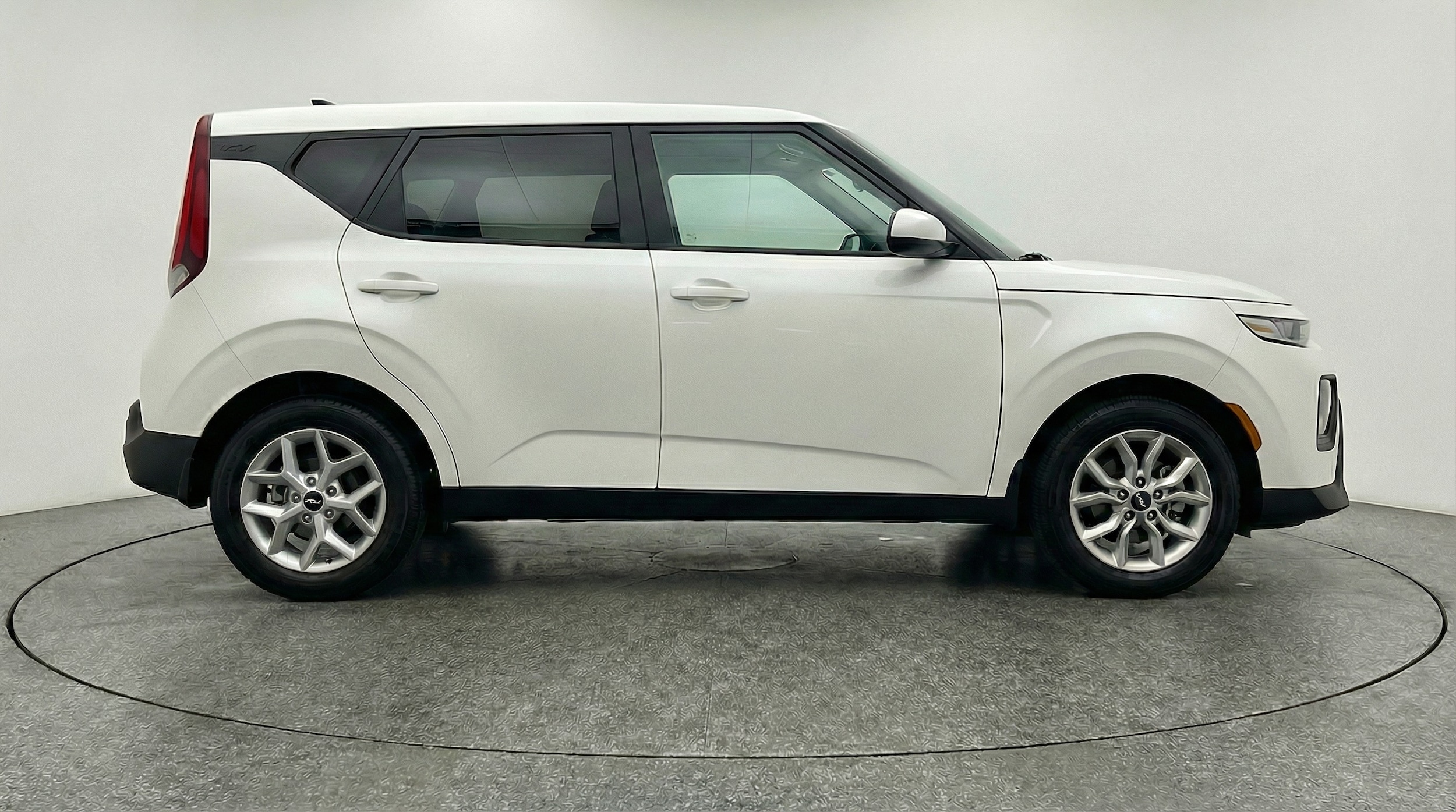 Thumbnail: 2025 Kia Soul - 8