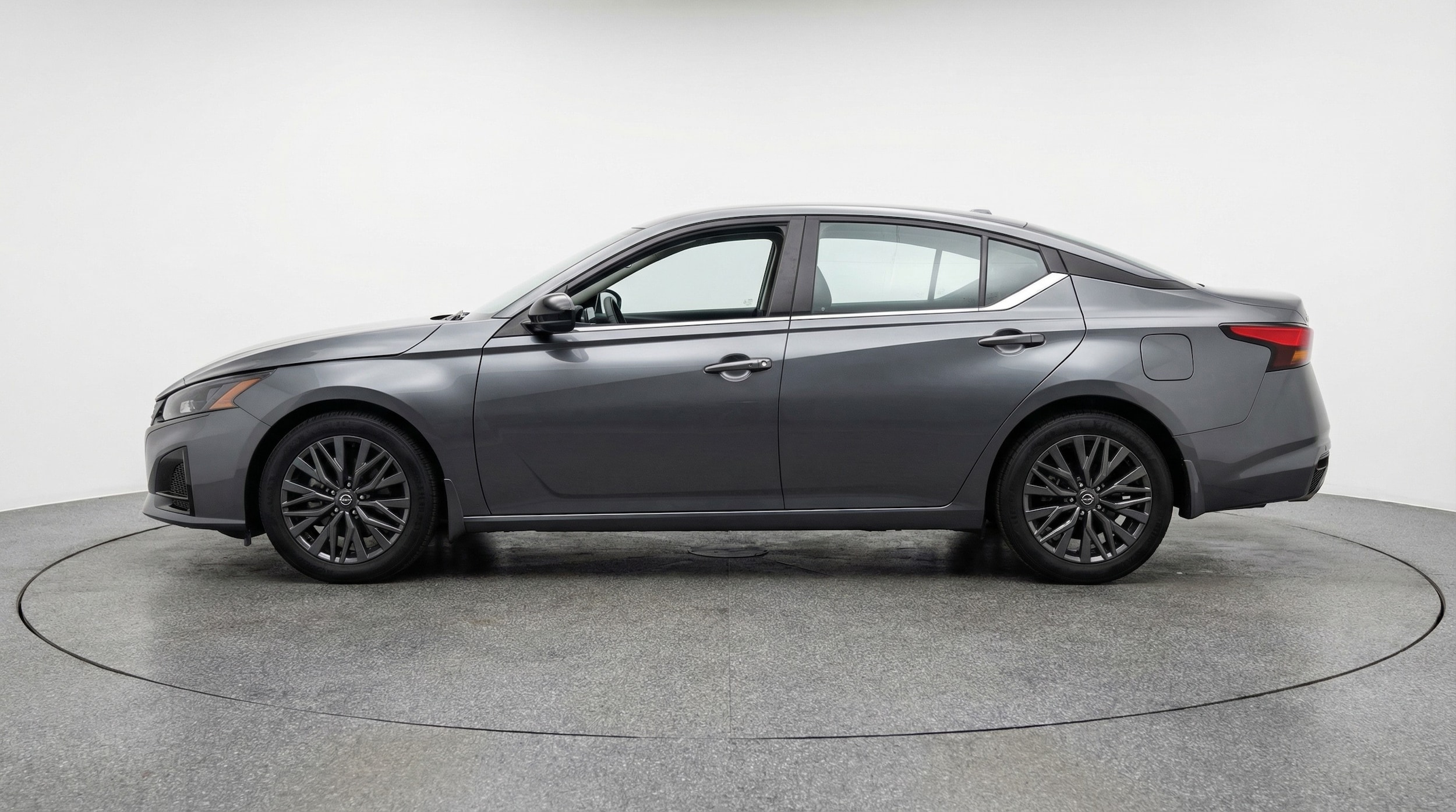 Thumbnail: 2025 Nissan Altima - 4