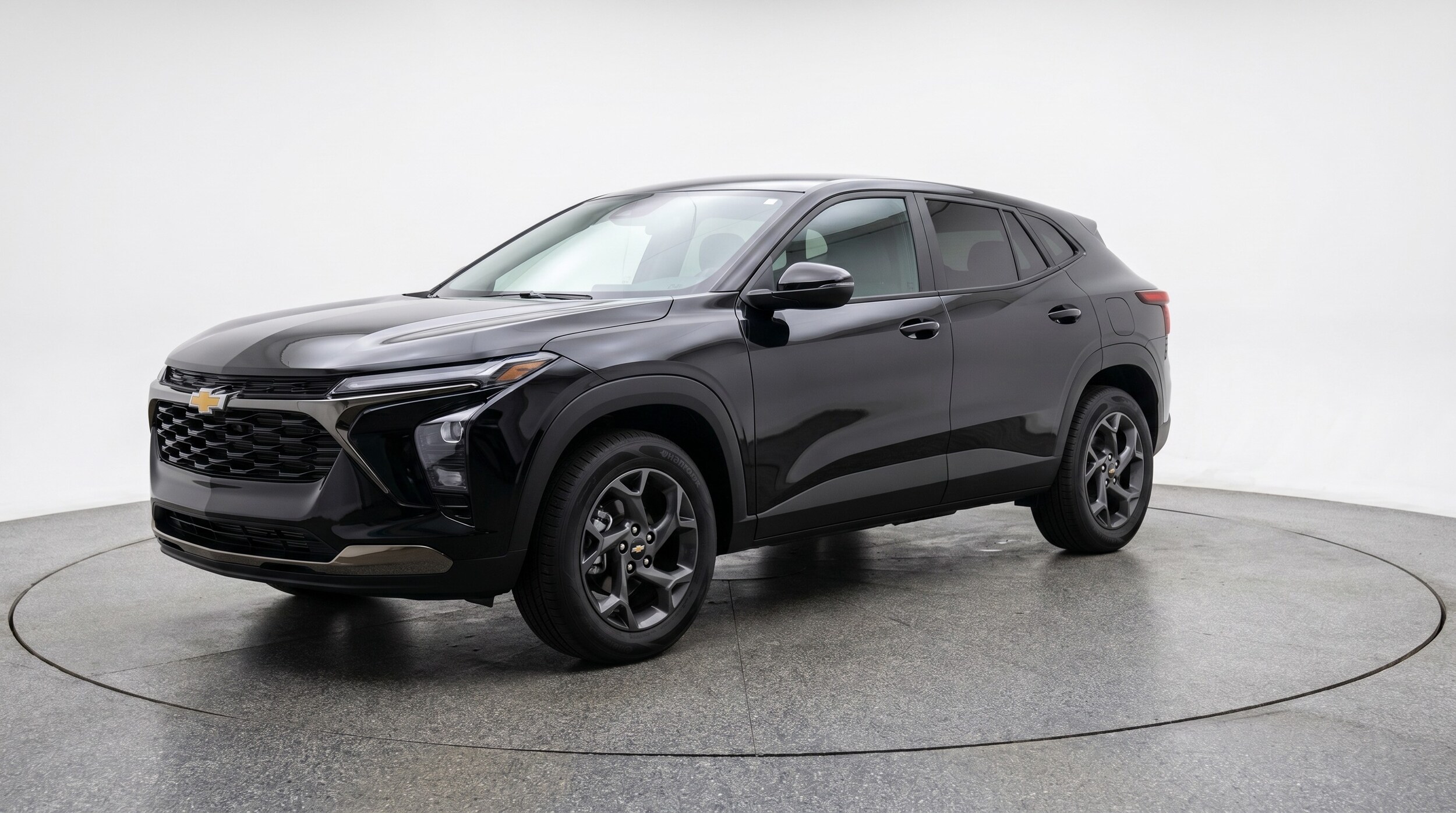 Thumbnail: 2025 Chevrolet Trax - 3