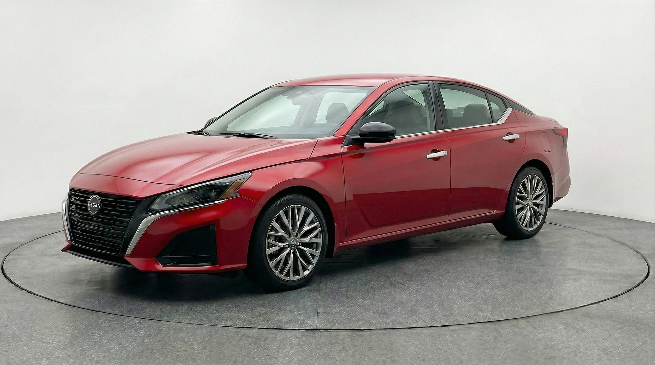 Thumbnail: 2025 Nissan Altima - 3