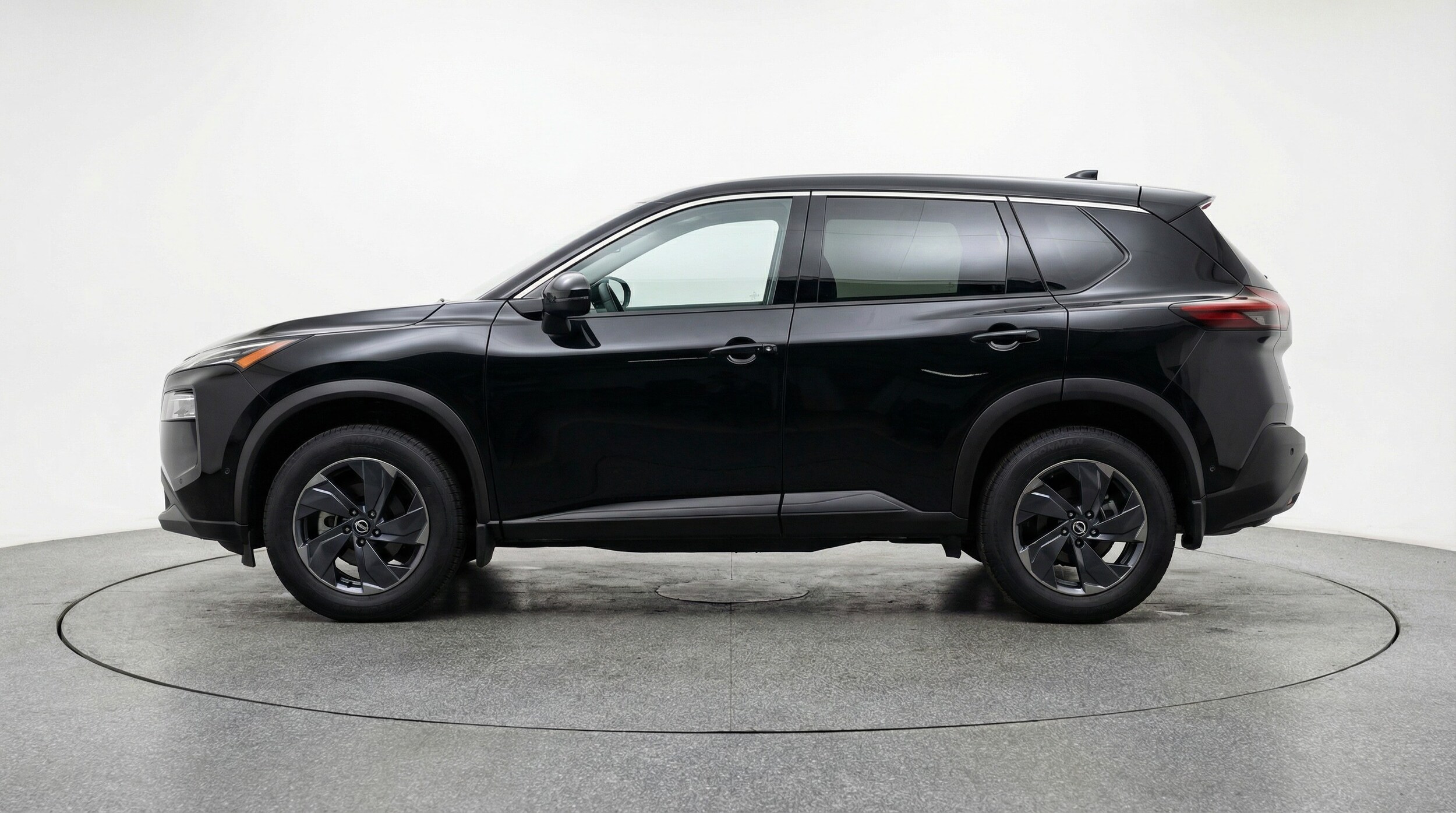 Thumbnail: 2025 Nissan Rogue - 4