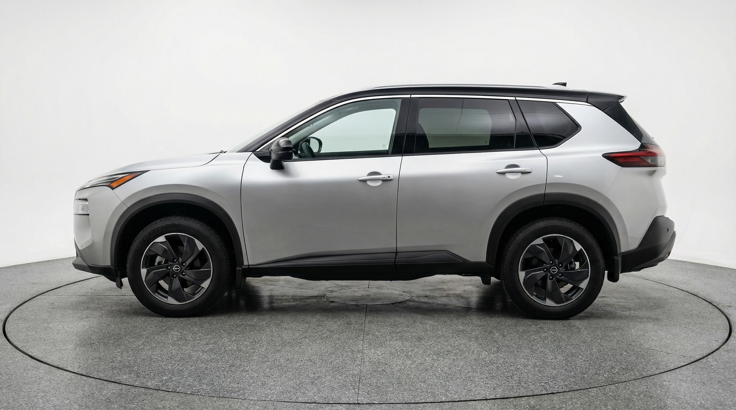 Thumbnail: 2025 Nissan Rogue - 4