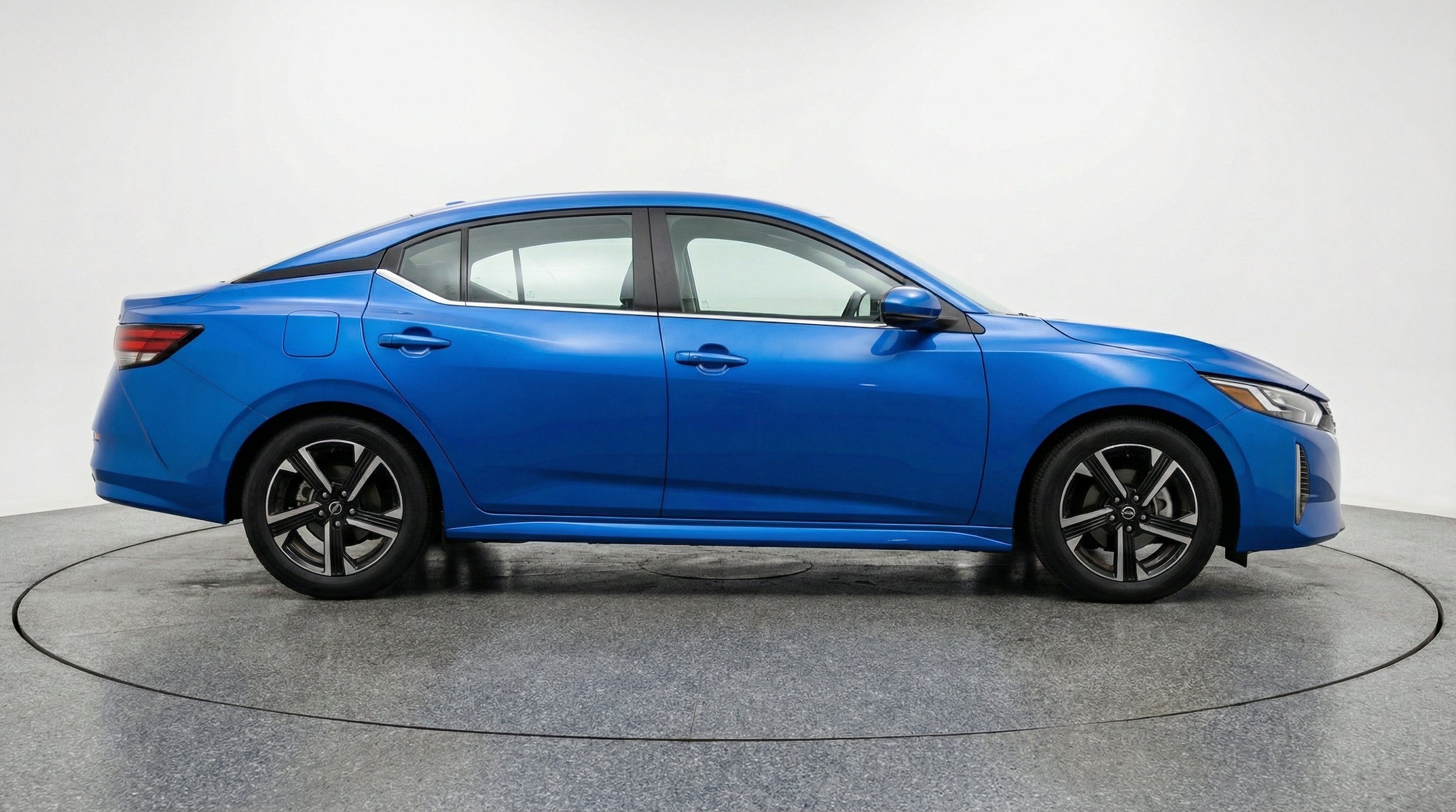 Thumbnail: 2025 Nissan Sentra - 11