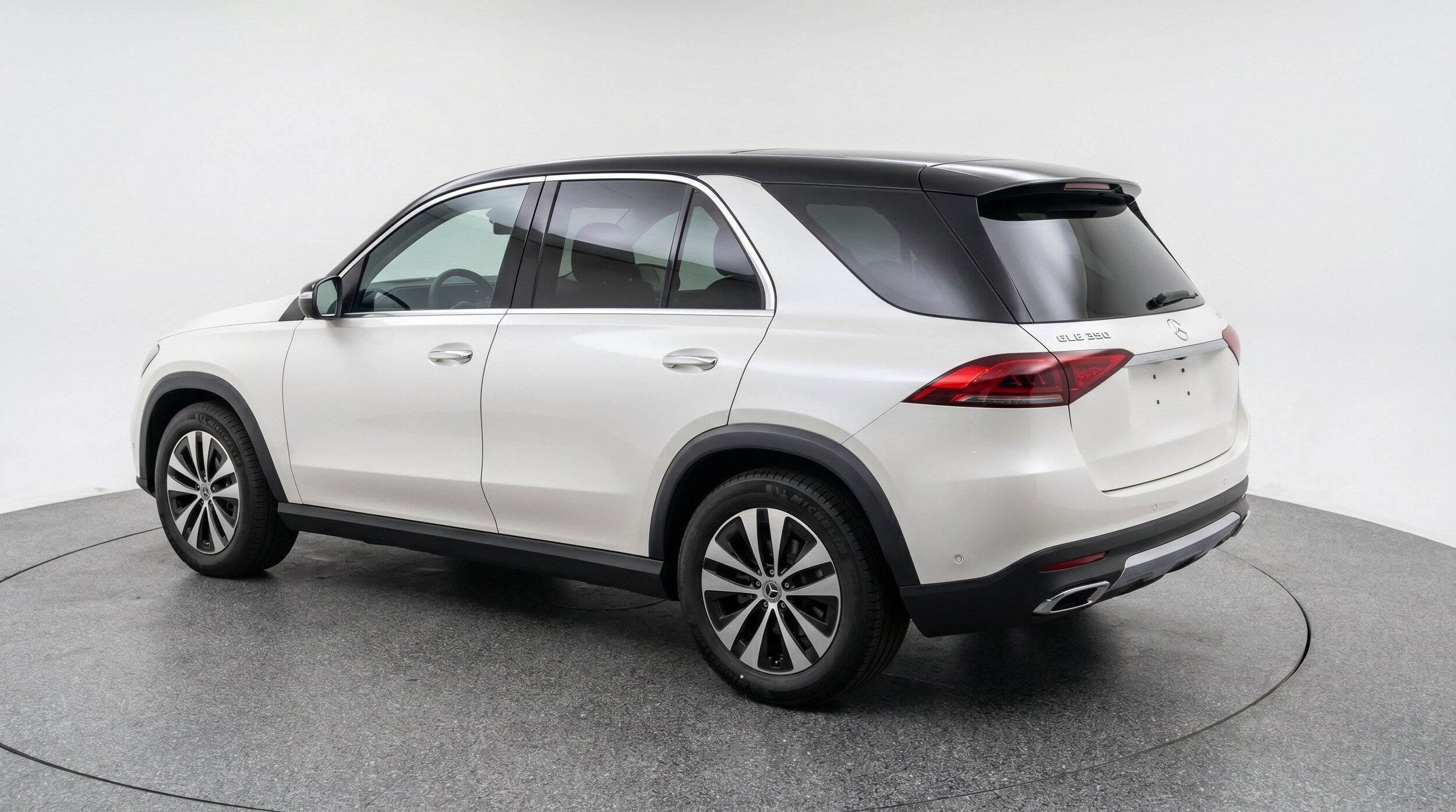 Thumbnail: 2026 Mercedes-Benz GLE - 6