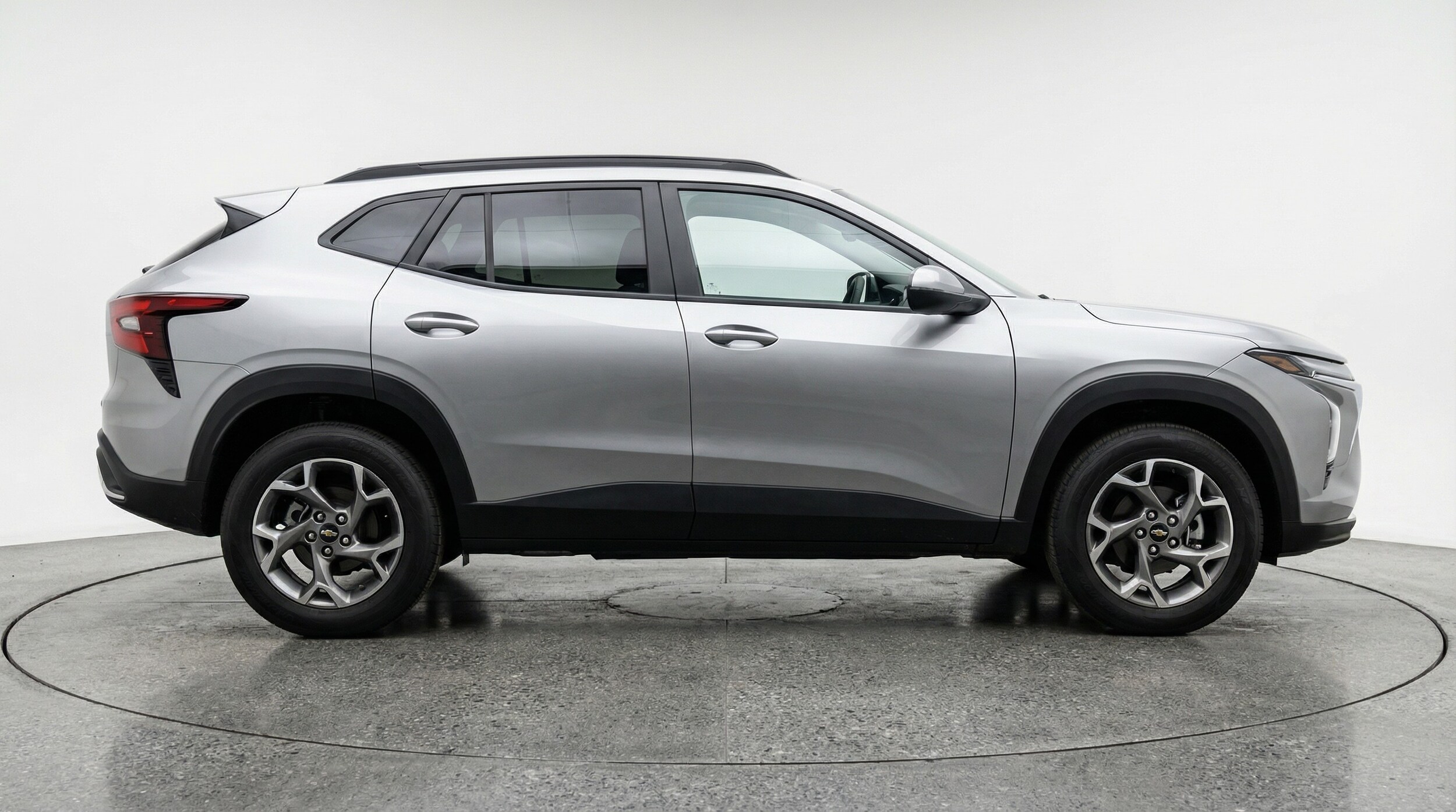 Thumbnail: 2025 Chevrolet Trax - 8