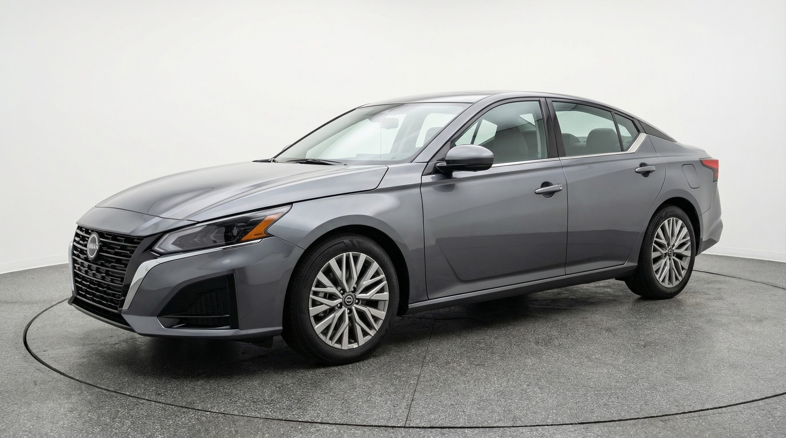 Thumbnail: 2025 Nissan Altima - 3