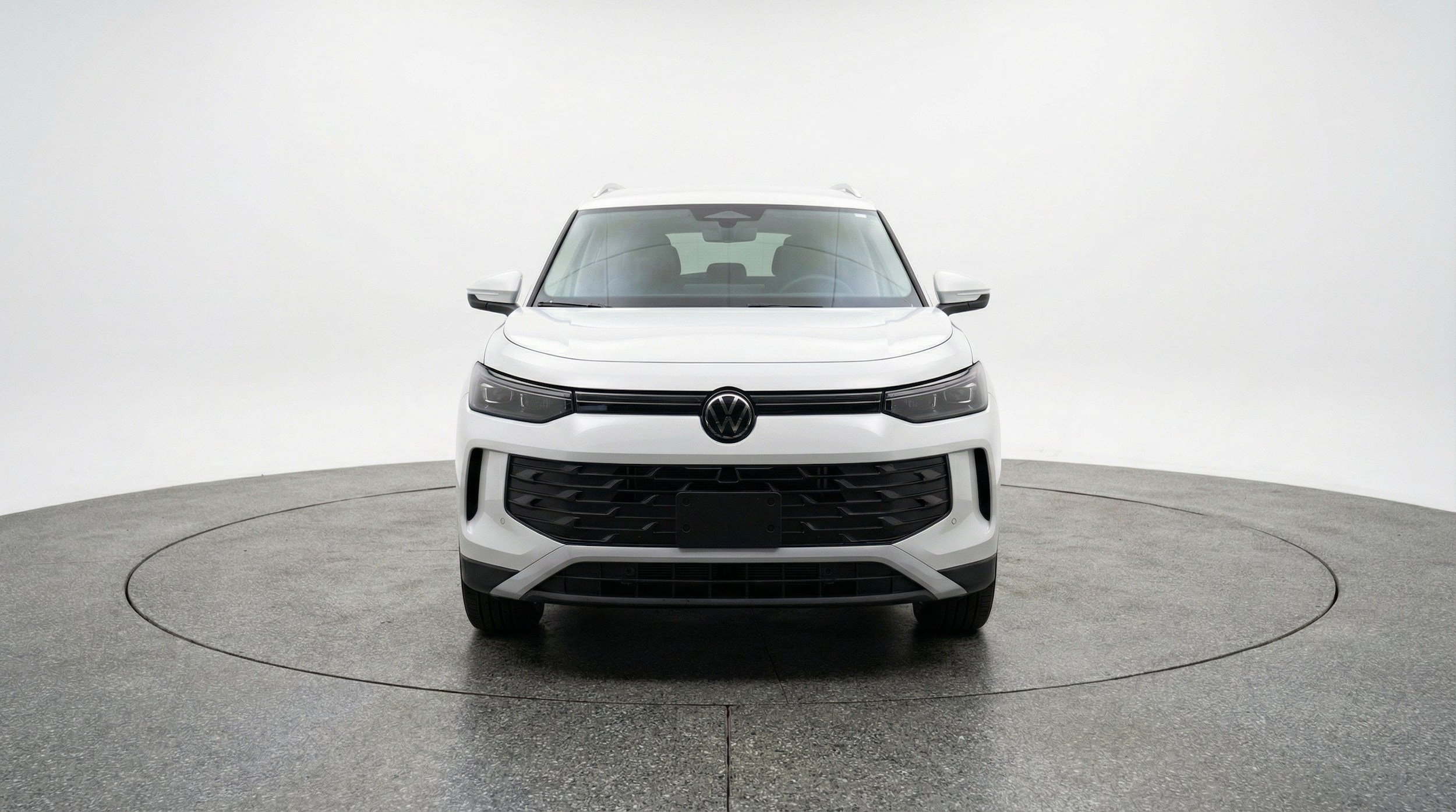 Thumbnail: 2026 Volkswagen Tiguan - 2