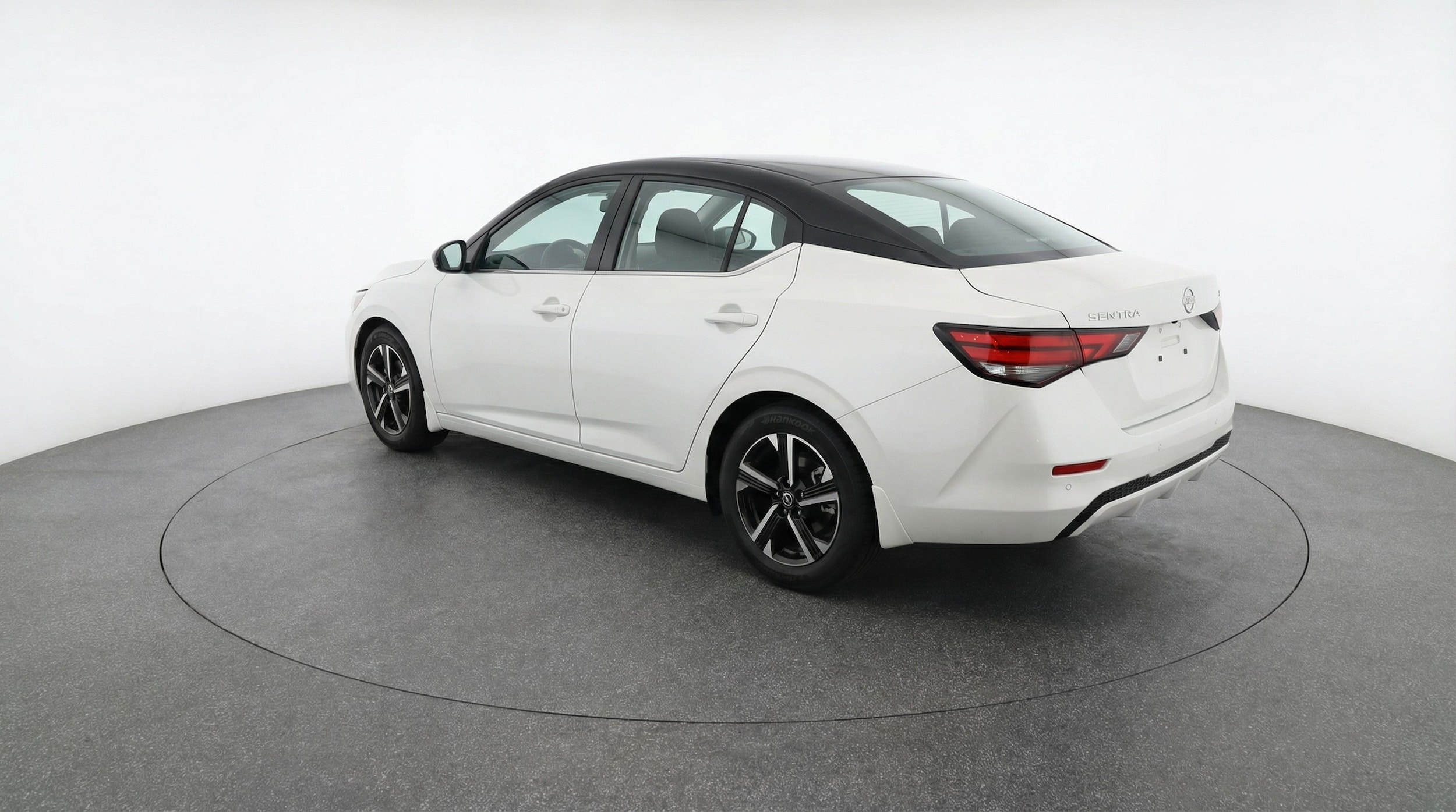 Thumbnail: 2025 Nissan Sentra - 5