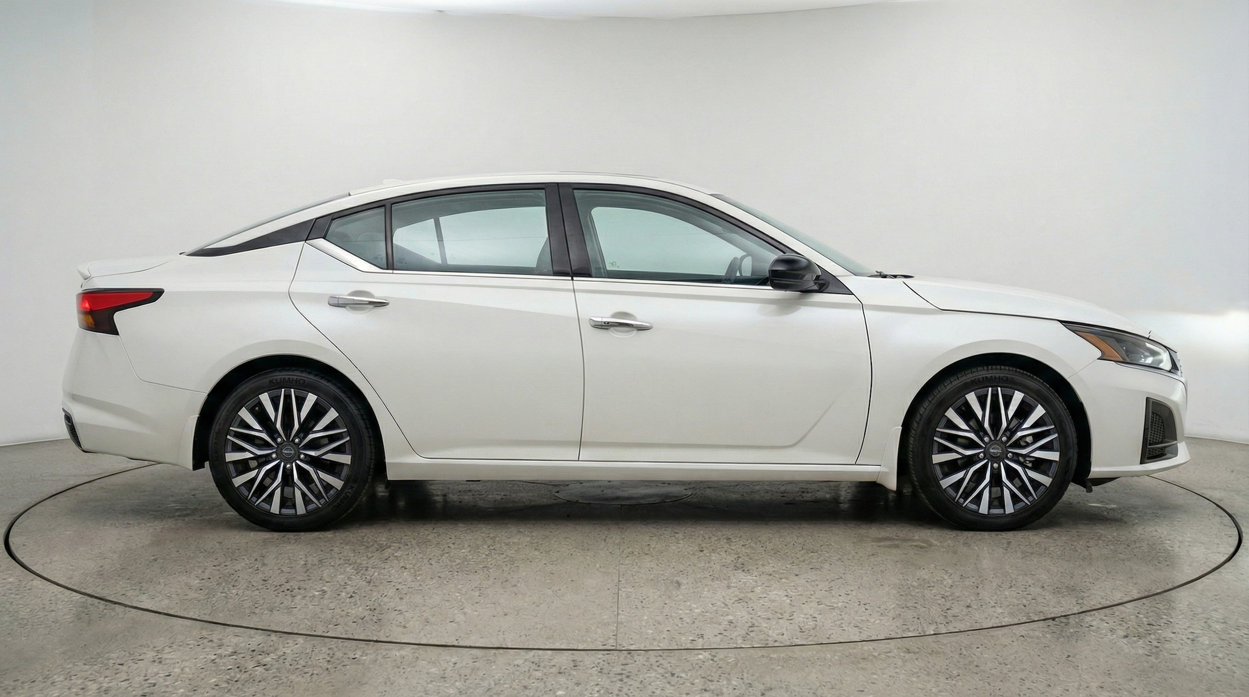 Thumbnail: 2025 Nissan Altima - 8