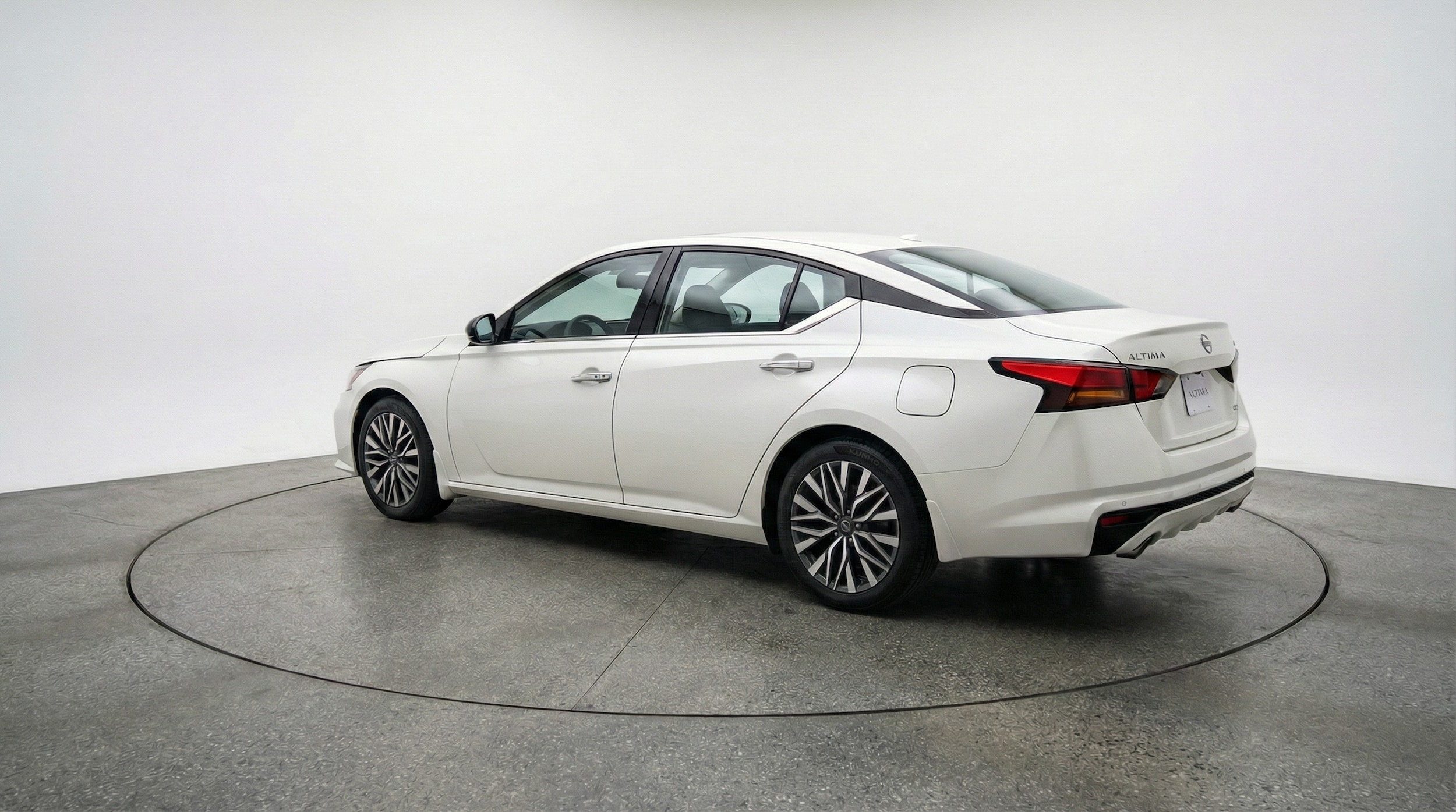 Thumbnail: 2025 Nissan Altima - 5