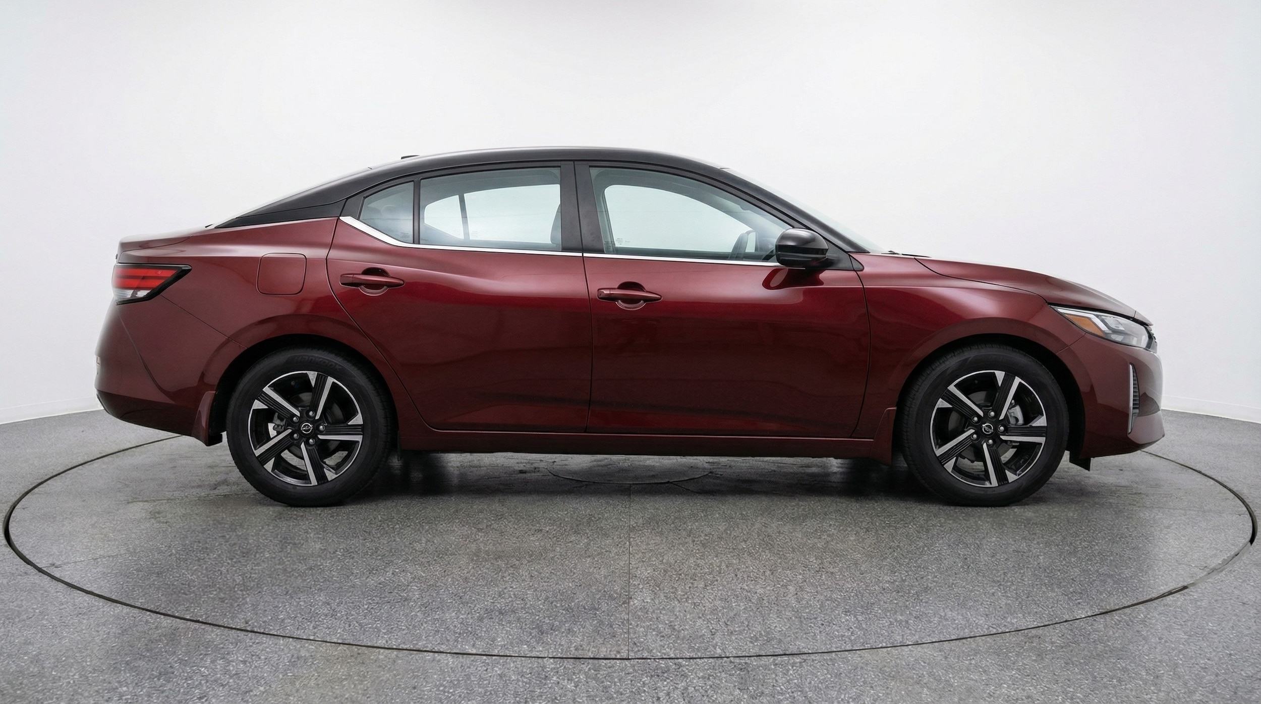 Thumbnail: 2025 Nissan Sentra - 8