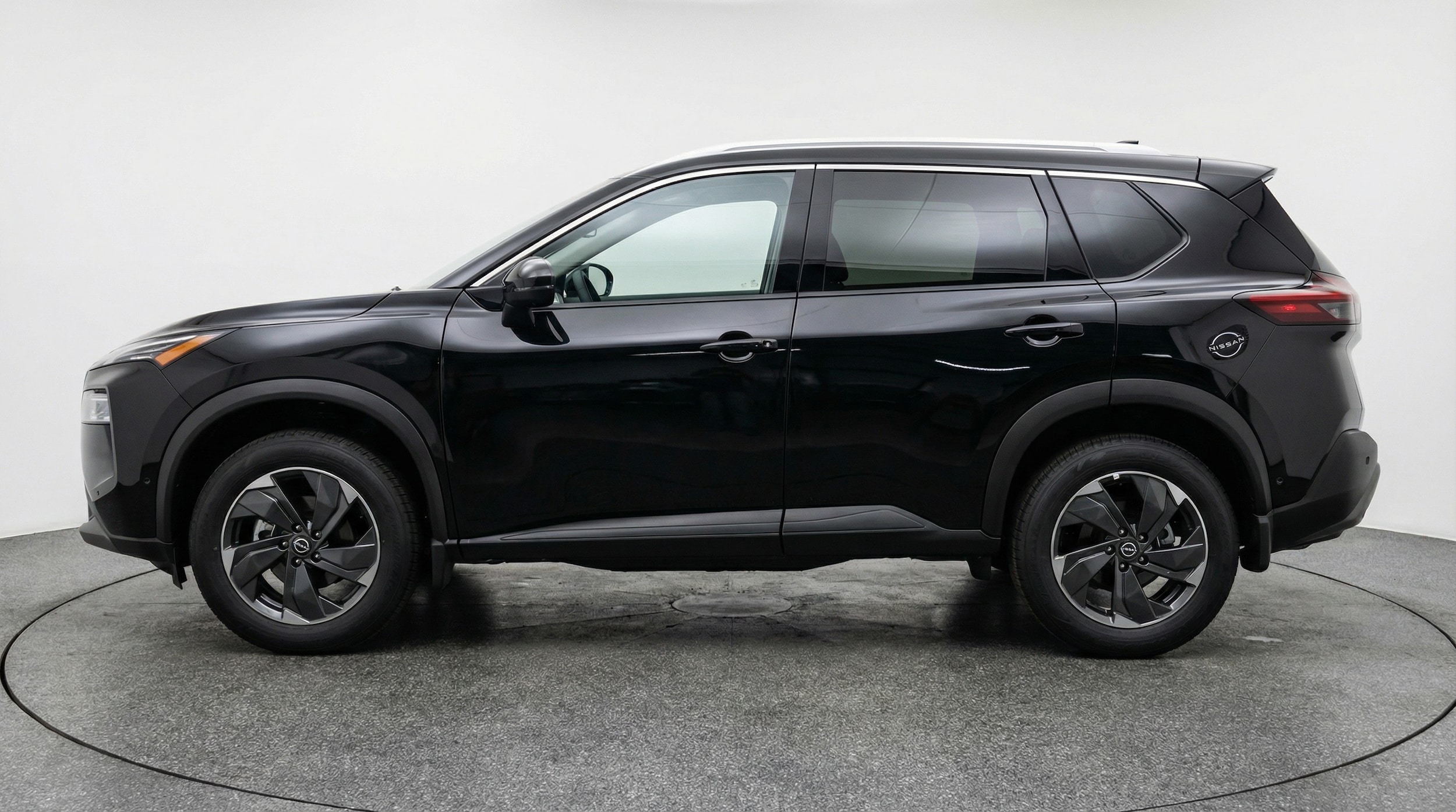 Thumbnail: 2025 Nissan Rogue - 4