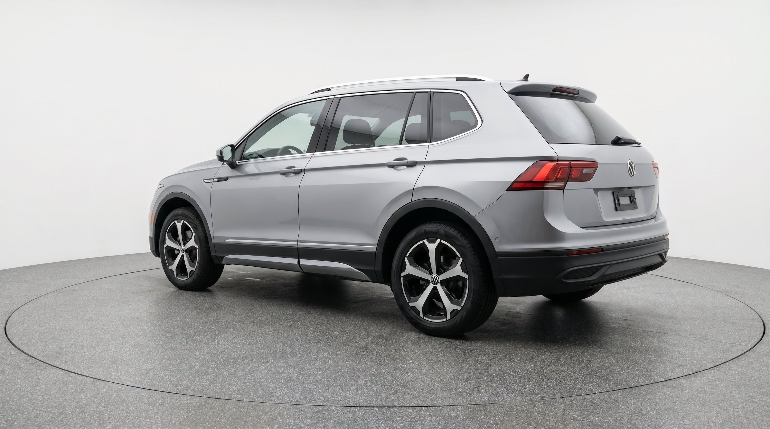 Thumbnail: 2026 Volkswagen Tiguan - 6
