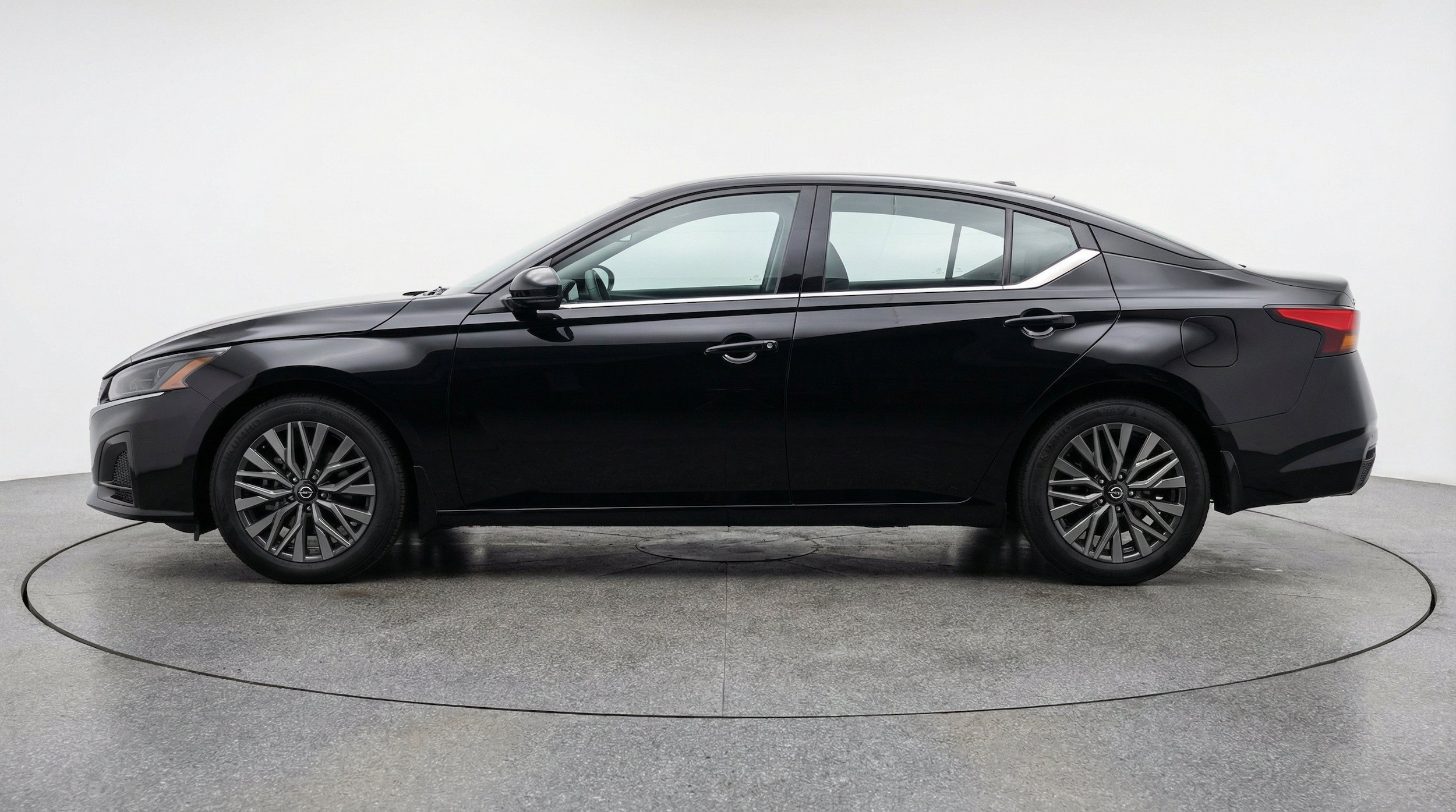 Thumbnail: 2026 Nissan Altima - 5