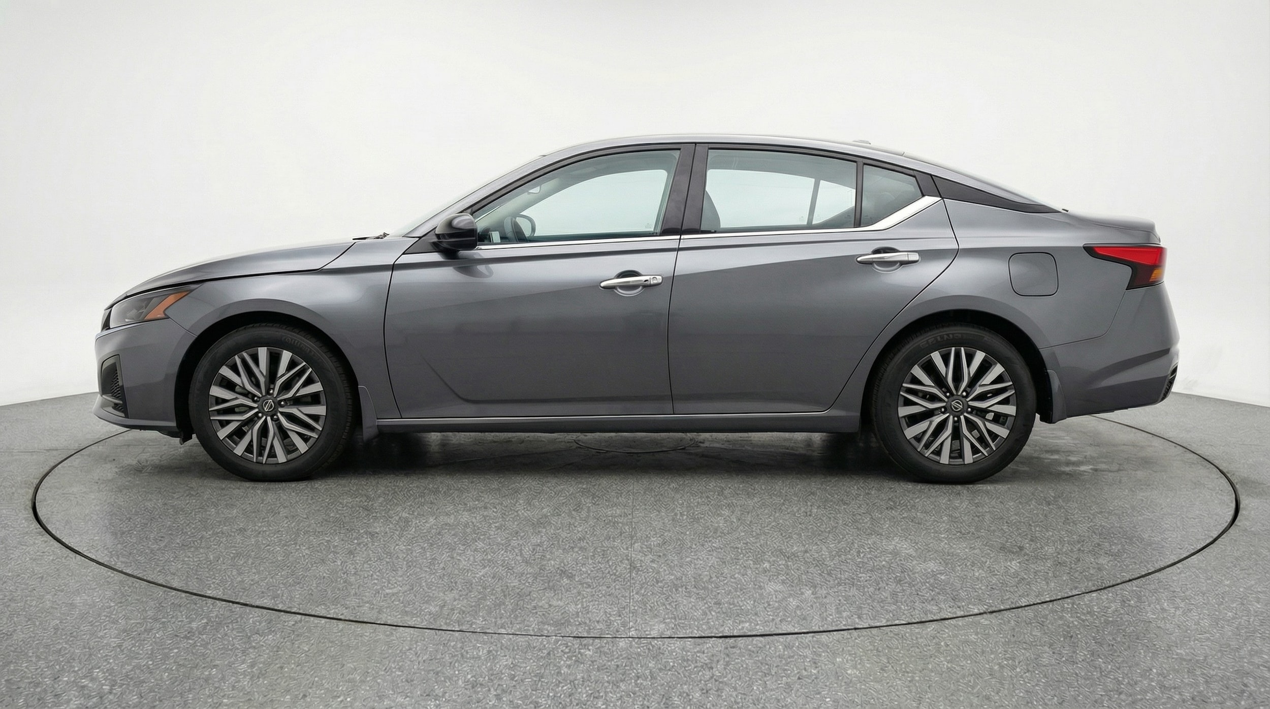 Thumbnail: 2025 Nissan Altima - 4