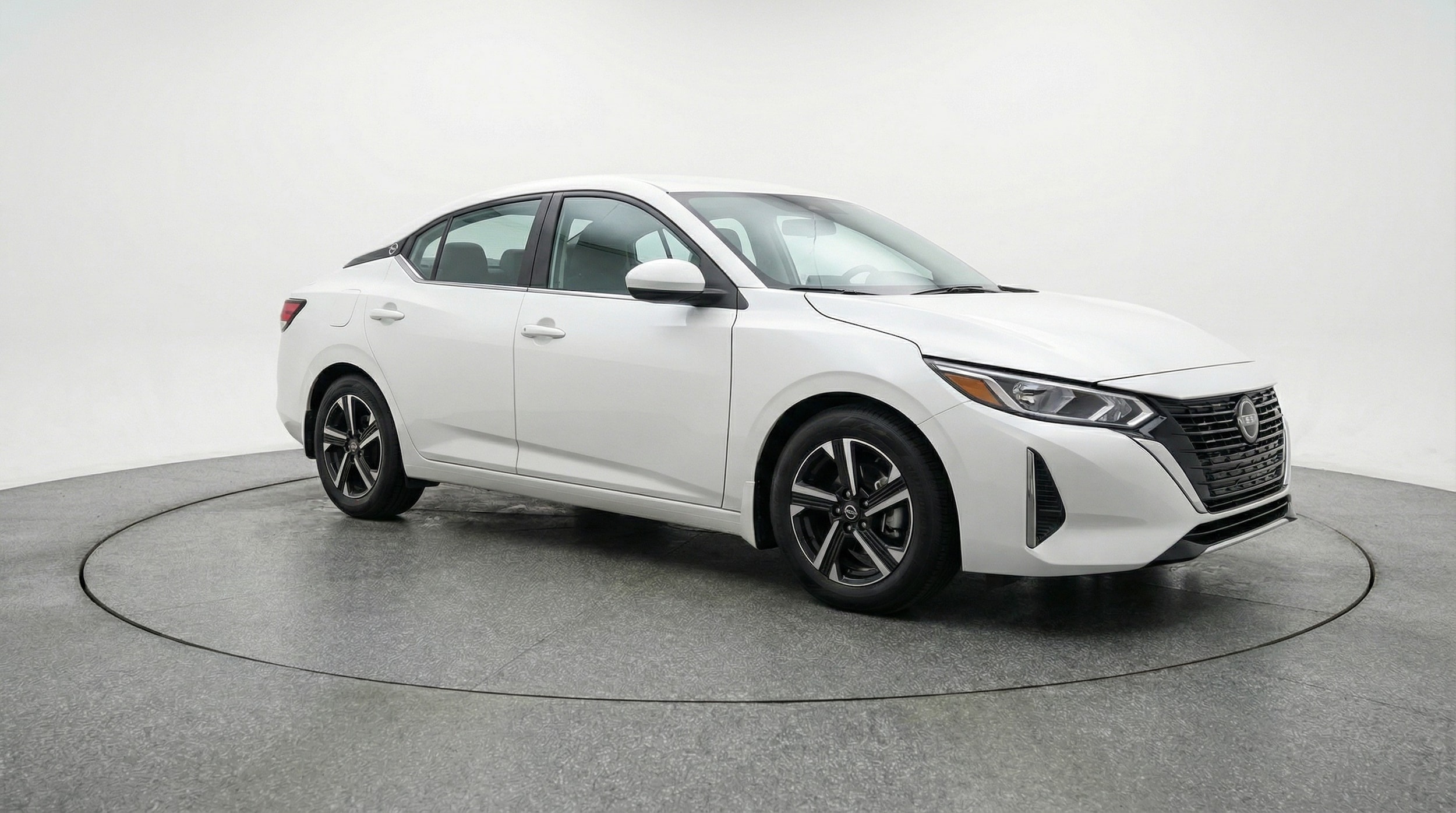 Thumbnail: 2025 Nissan Sentra - 1