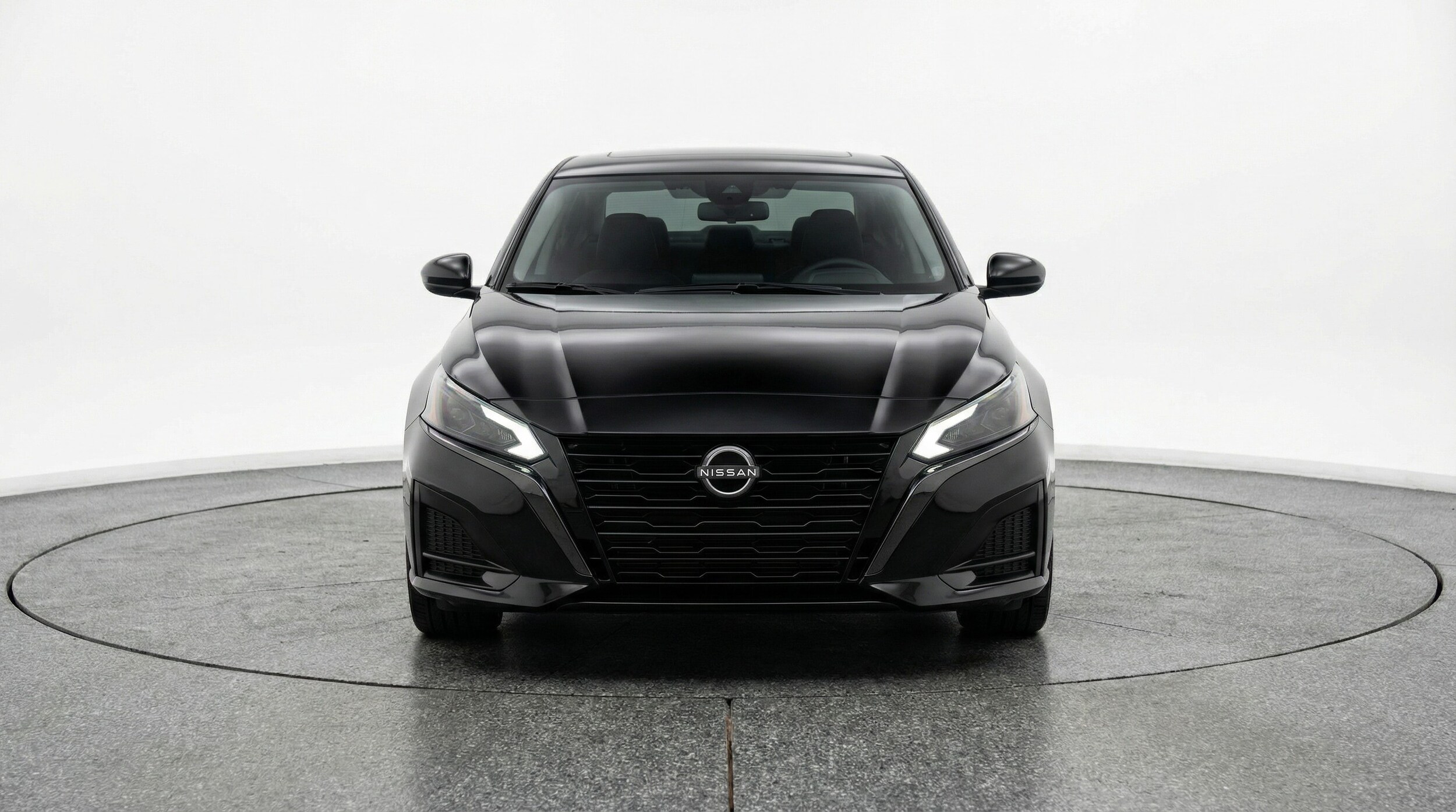 Thumbnail: 2025 Nissan Altima - 2