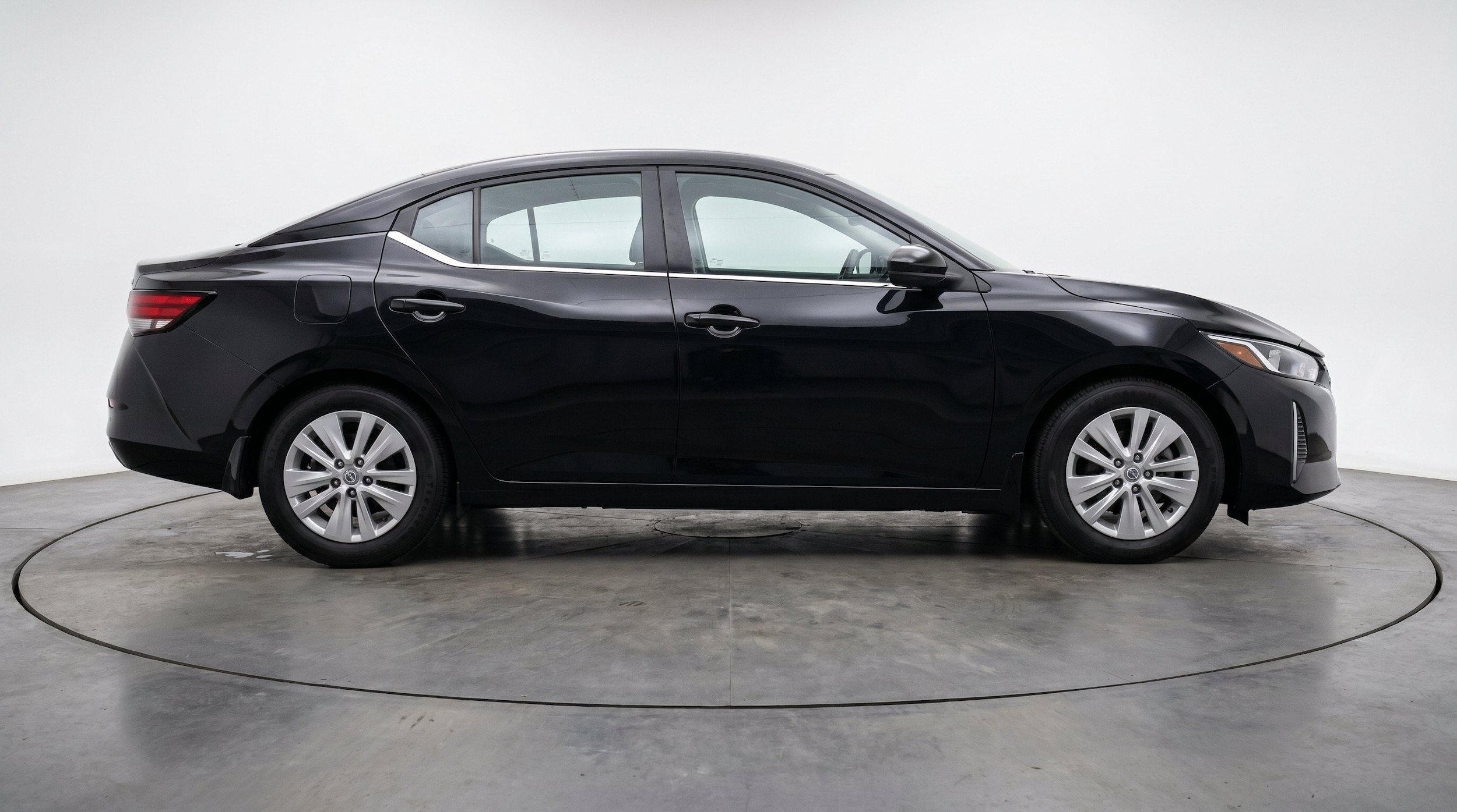 Thumbnail: 2025 Nissan Sentra - 11