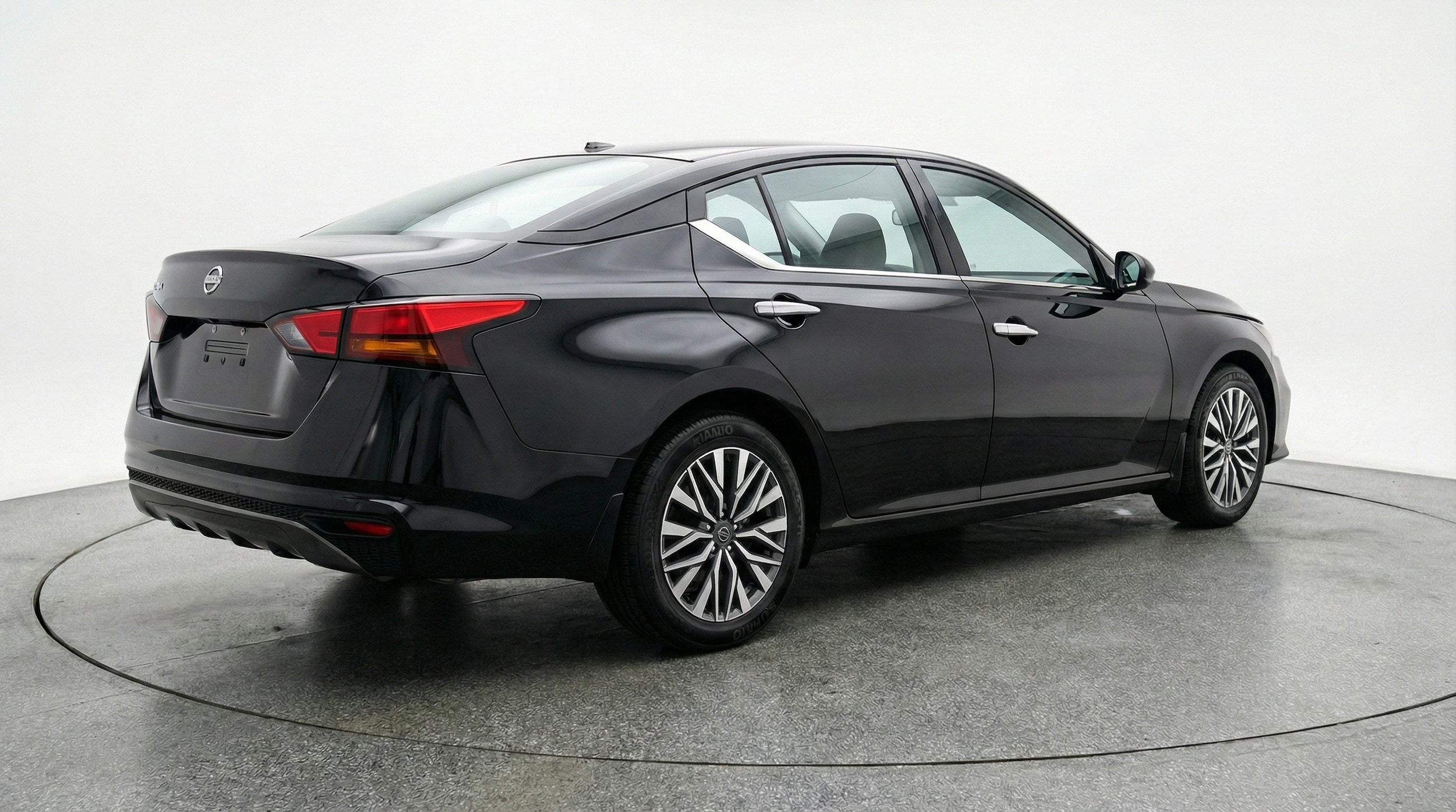 Thumbnail: 2025 Nissan Altima - 7