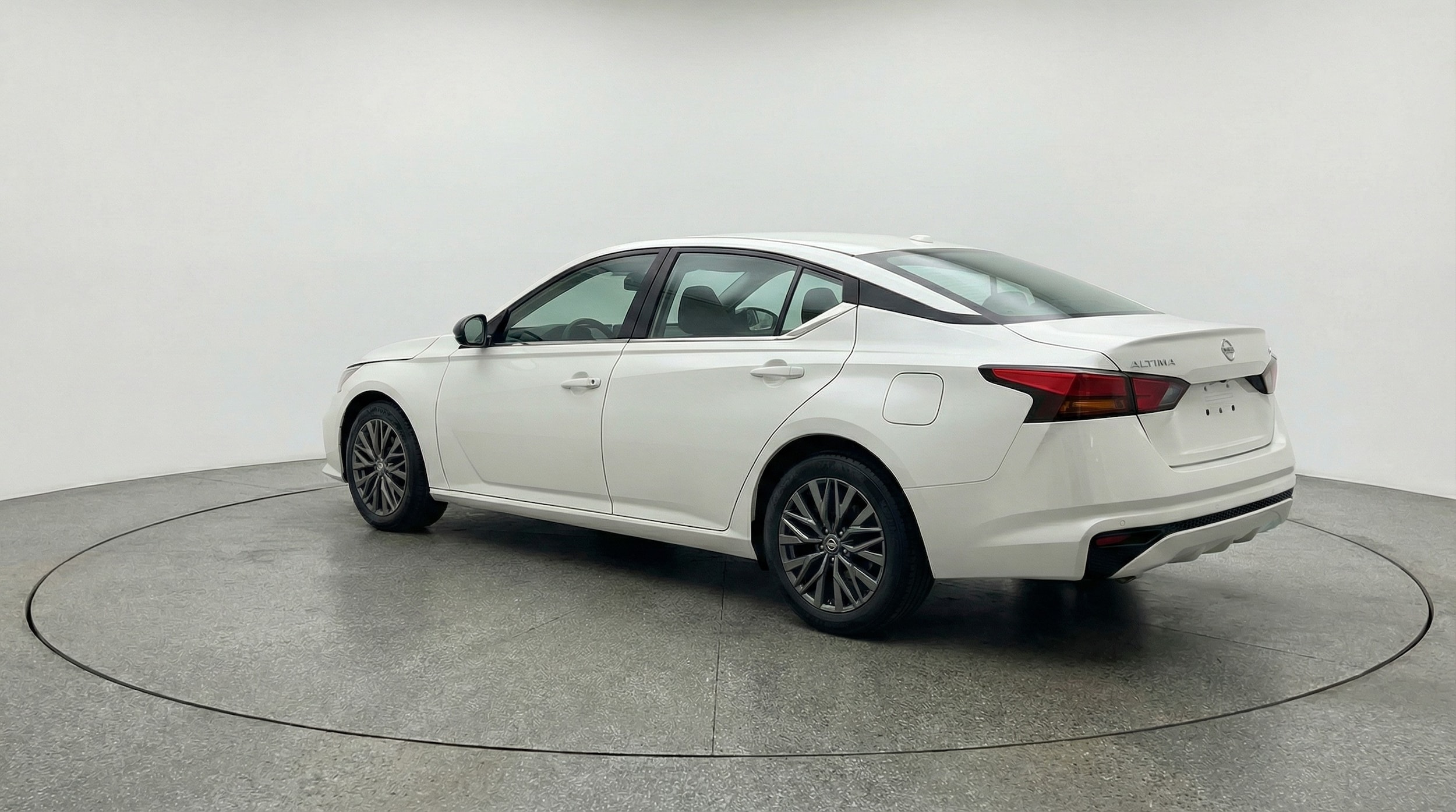 Thumbnail: 2025 Nissan Altima - 5