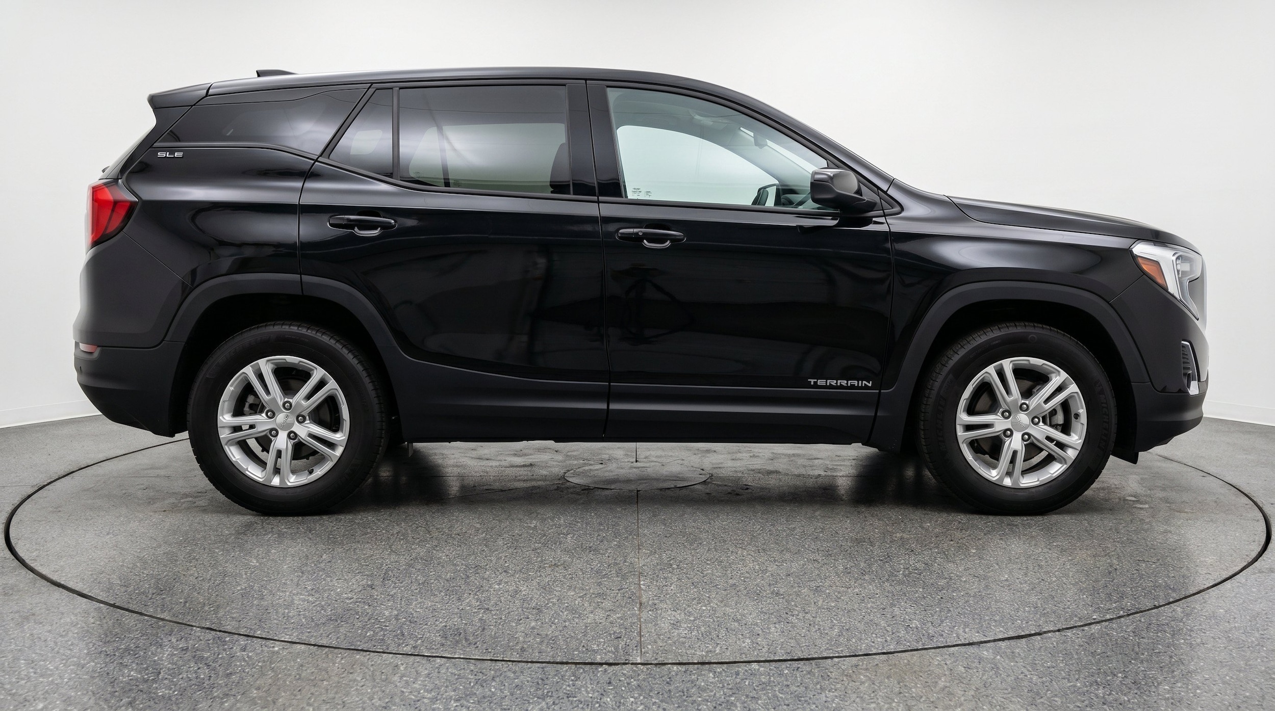 Thumbnail: 2024 GMC Terrain - 11