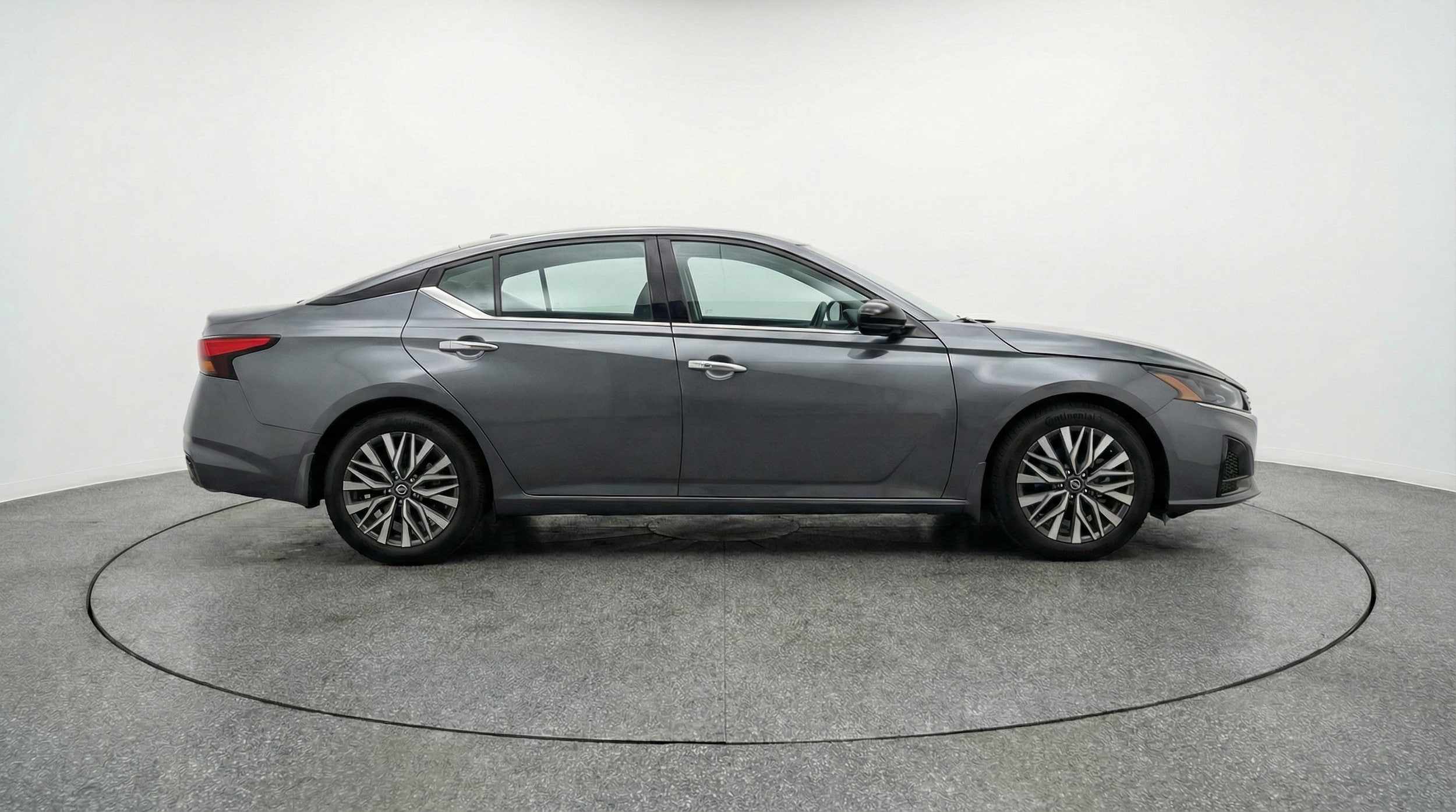 Thumbnail: 2025 Nissan Altima - 8
