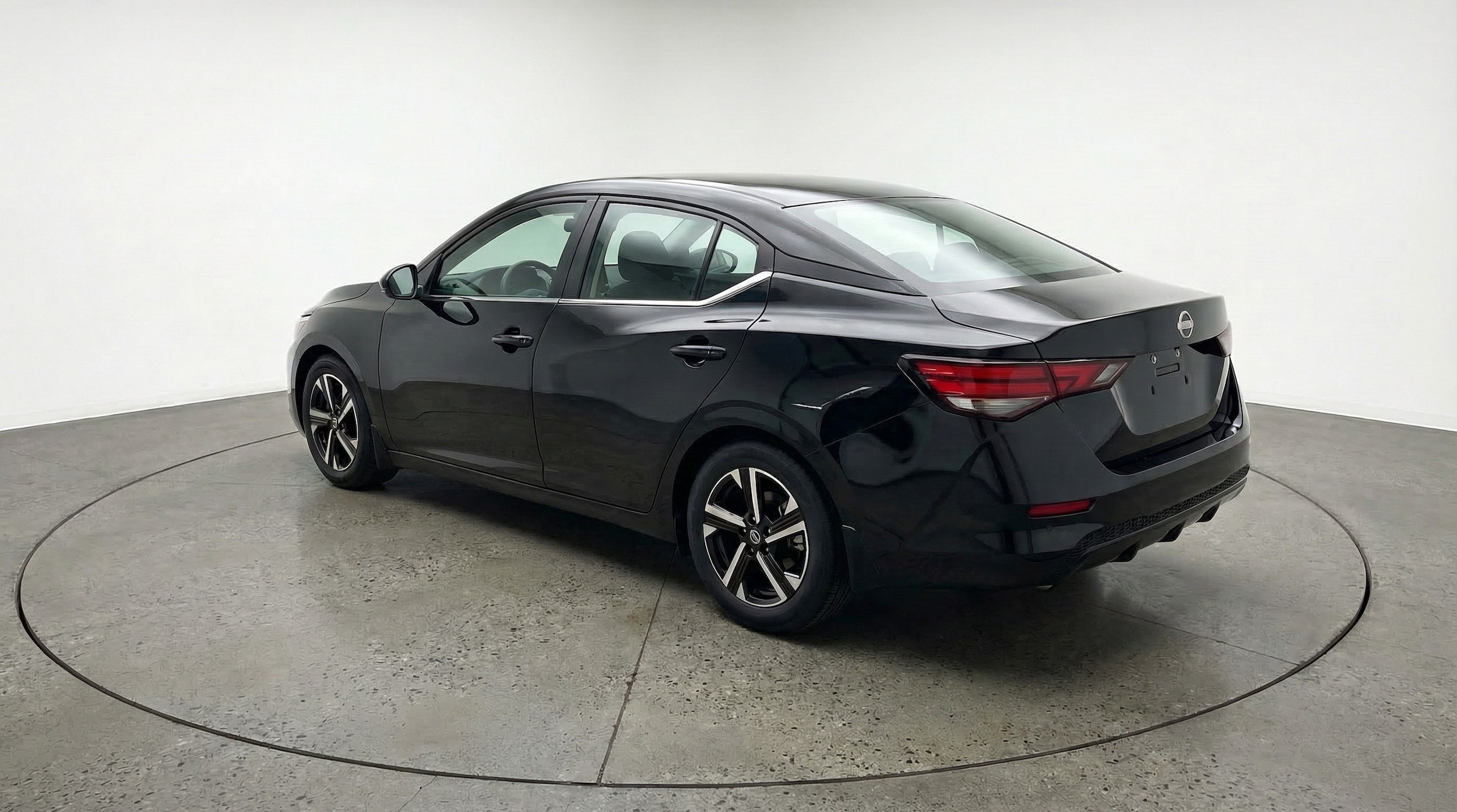 Thumbnail: 2025 Nissan Sentra - 5