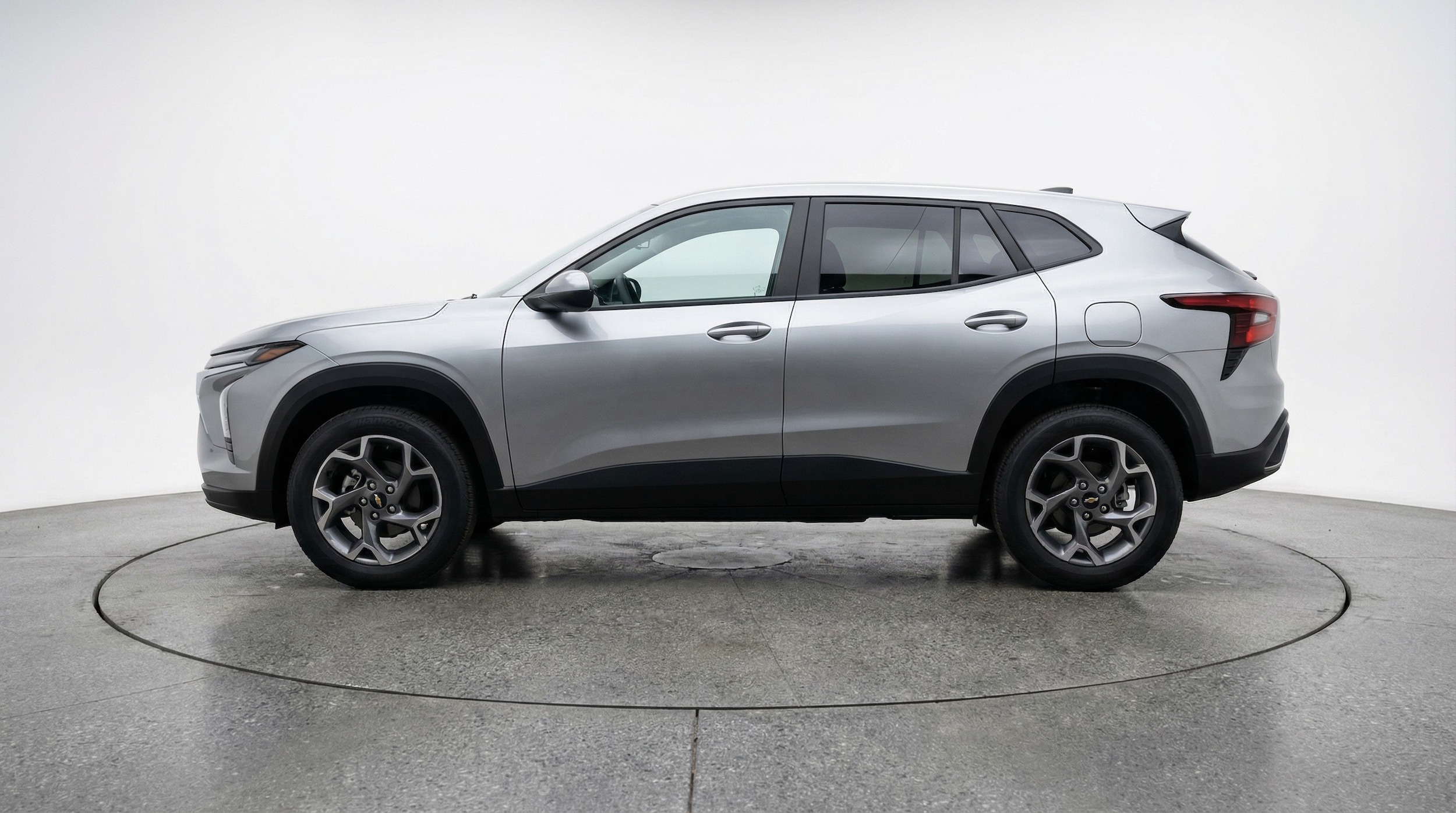 Thumbnail: 2025 Chevrolet Trax - 4