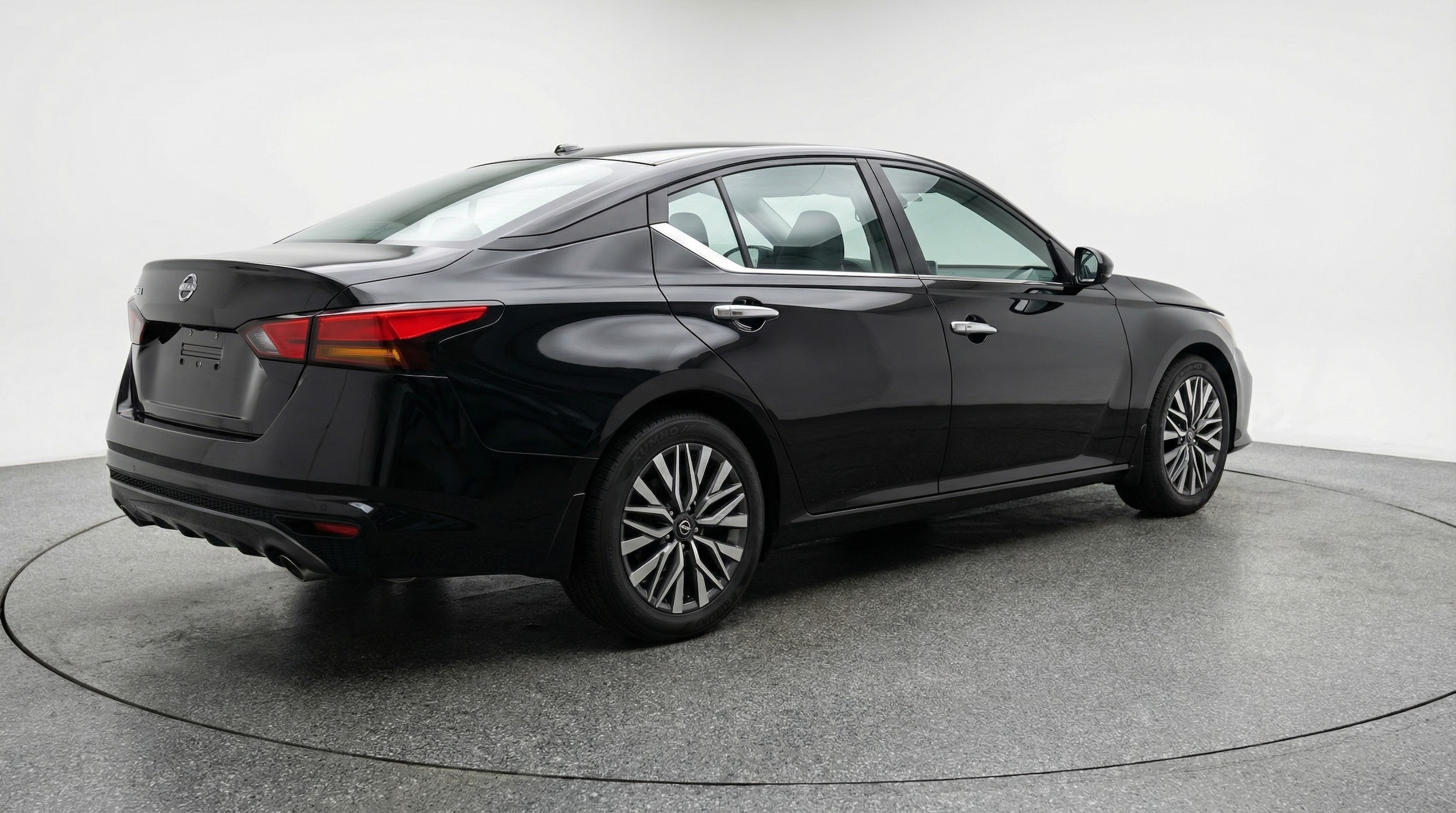 Thumbnail: 2025 Nissan Altima - 7