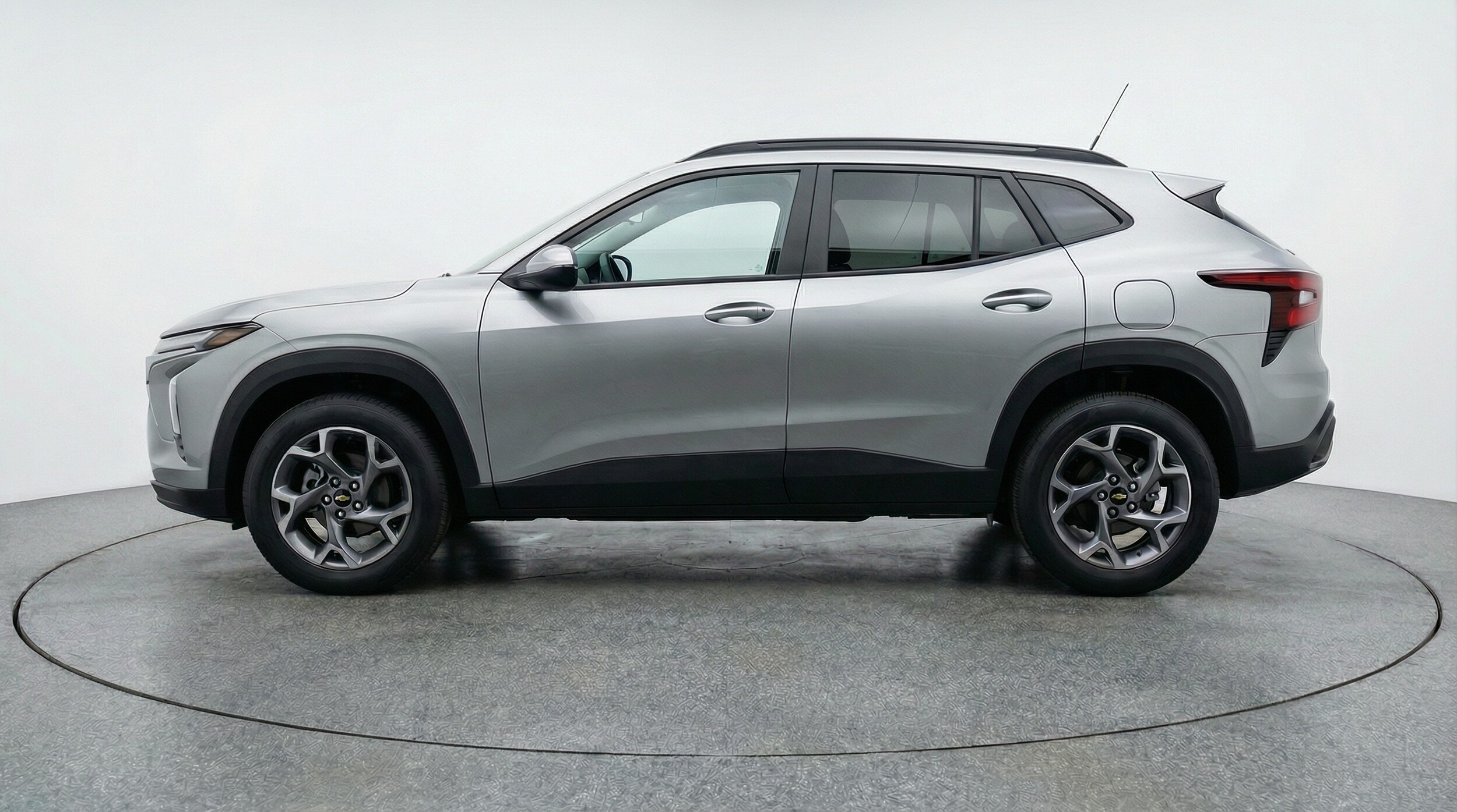 Thumbnail: 2025 Chevrolet Trax - 4