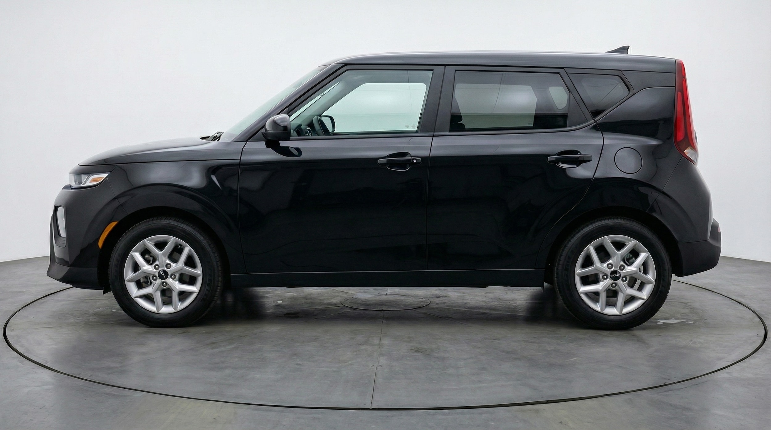 Thumbnail: 2025 Kia Soul - 4