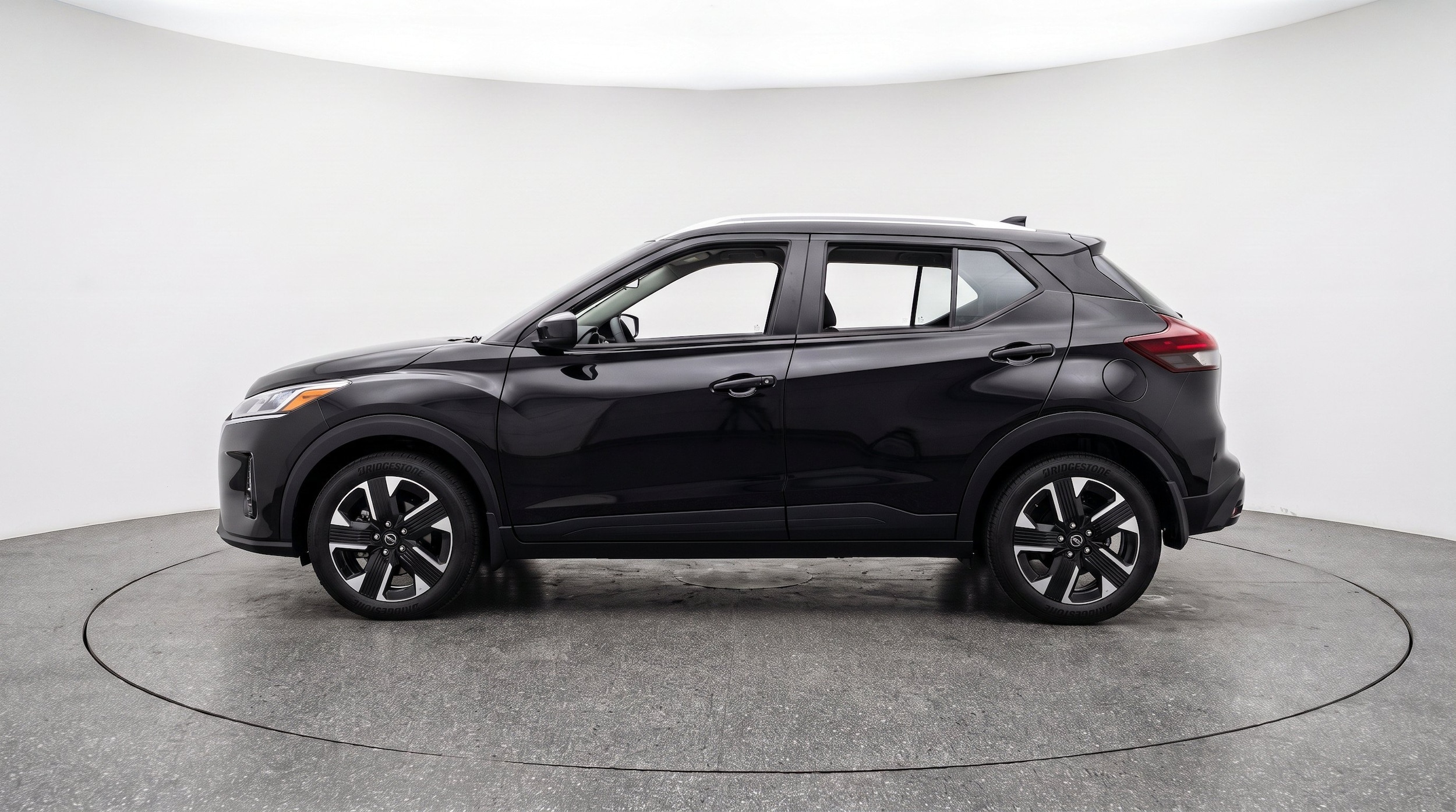 Thumbnail: 2026 Nissan Kicks - 5