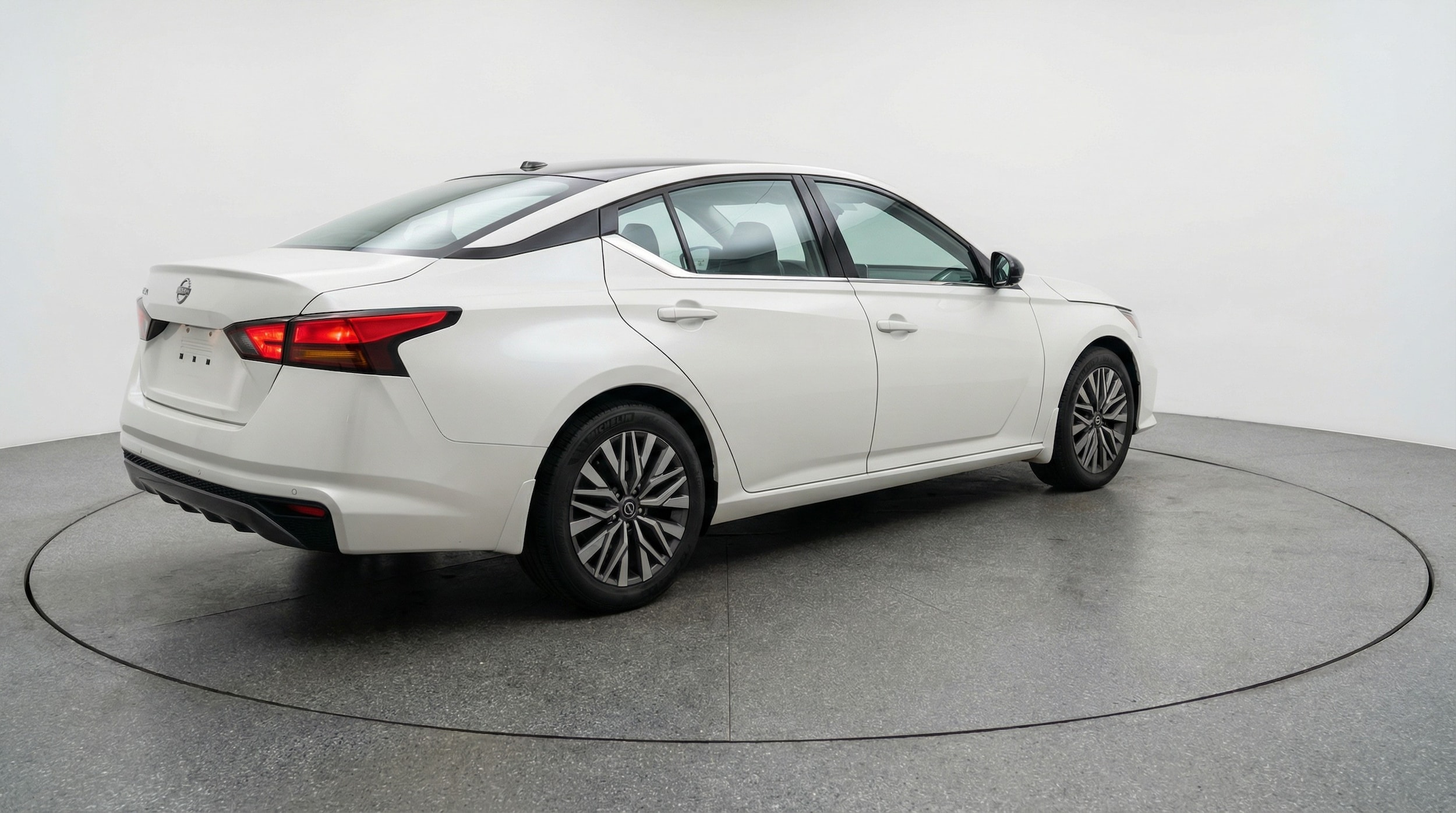 Thumbnail: 2025 Nissan Altima - 7