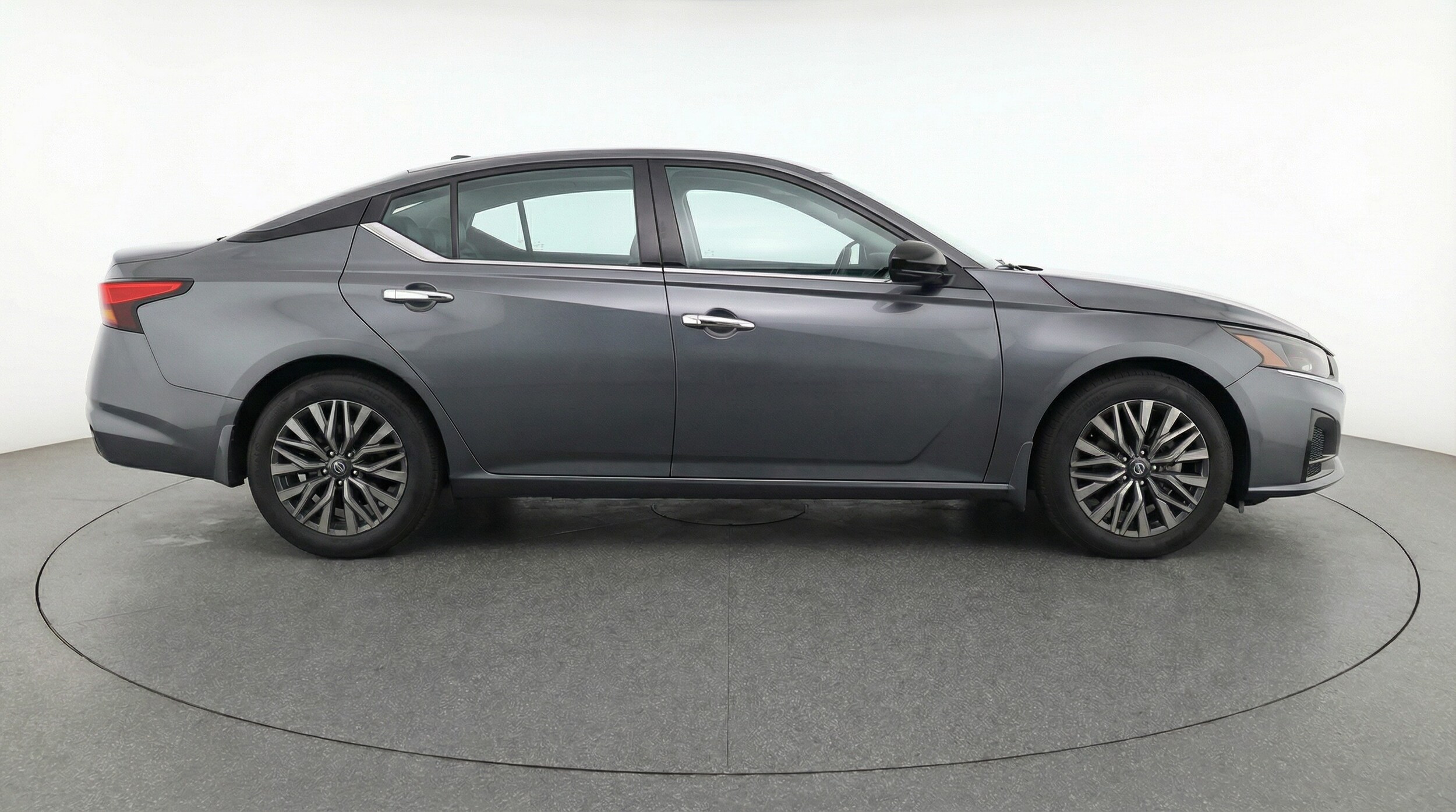 Thumbnail: 2025 Nissan Altima - 8