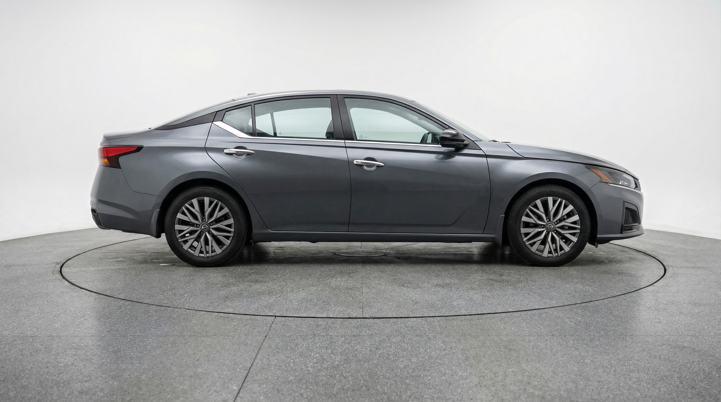 Thumbnail: 2025 Nissan Altima - 8