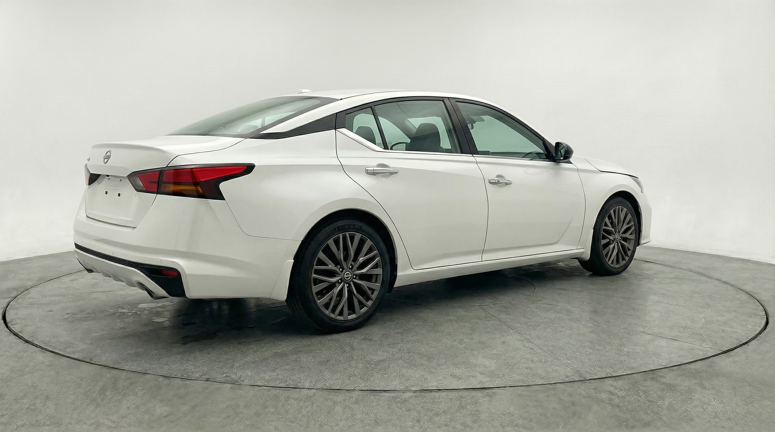 Thumbnail: 2025 Nissan Altima - 7