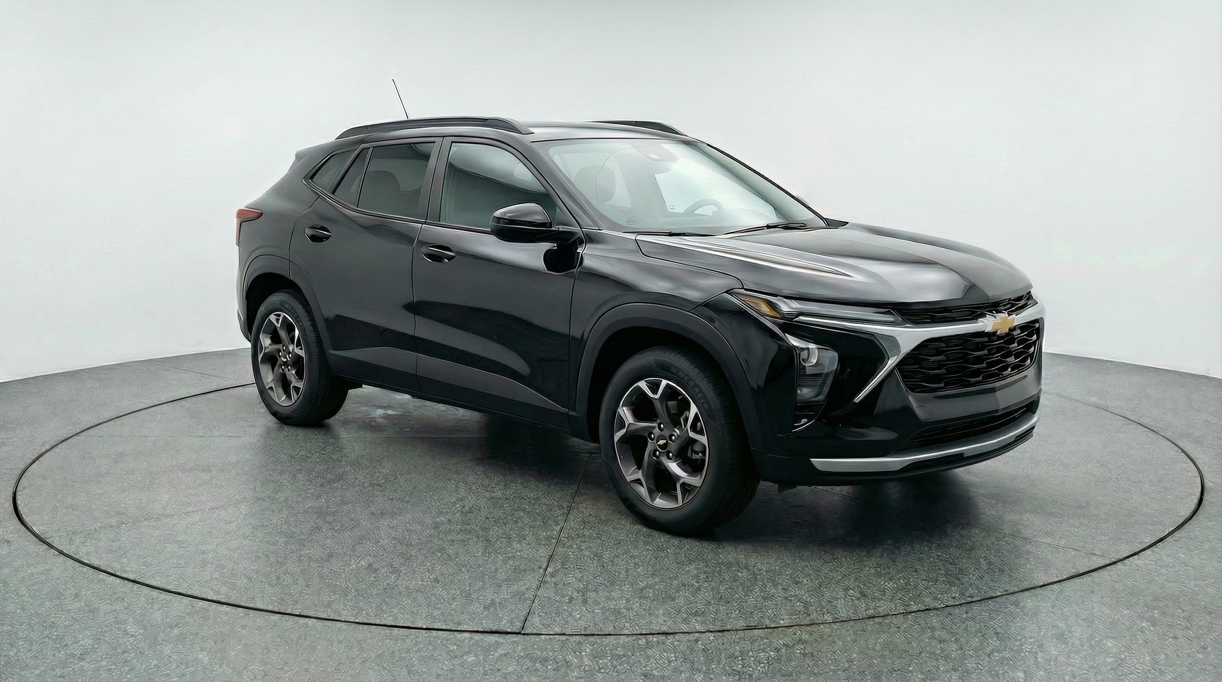 Thumbnail: 2025 Chevrolet Trax - 1