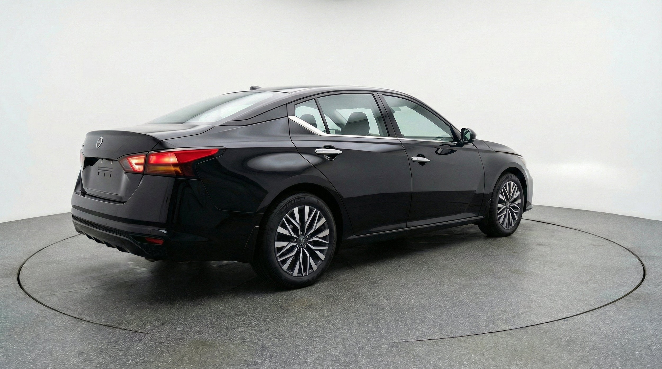 Thumbnail: 2026 Nissan Altima - 9