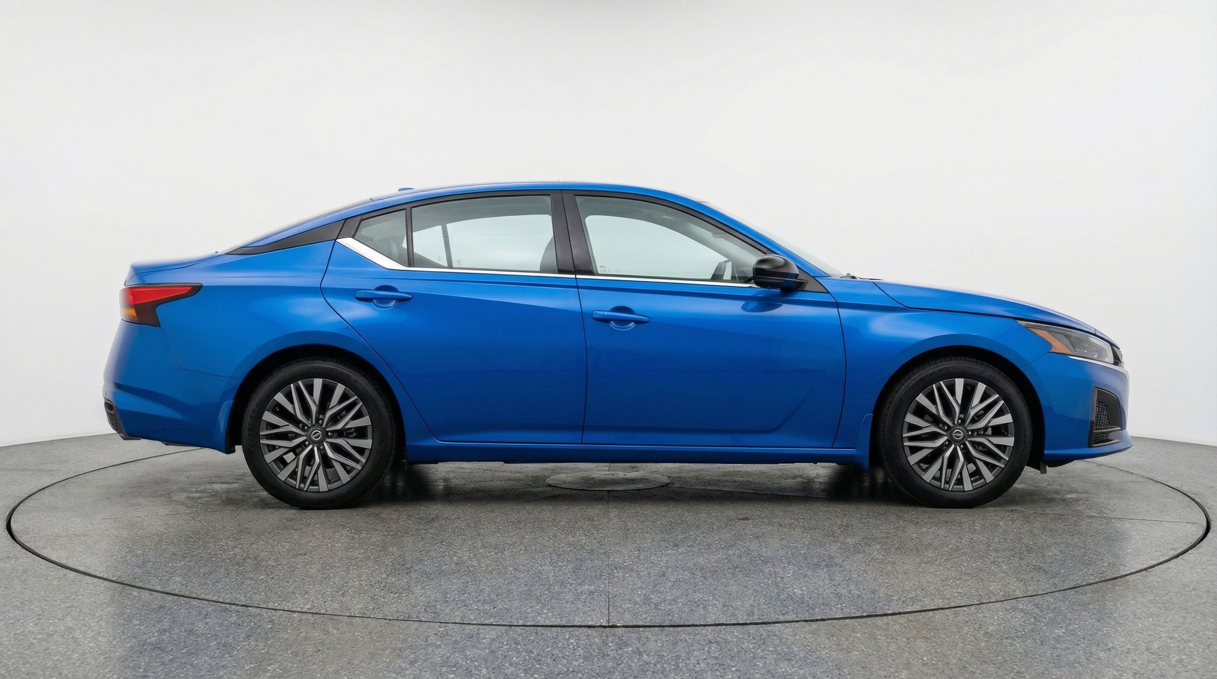 Thumbnail: 2025 Nissan Altima - 11