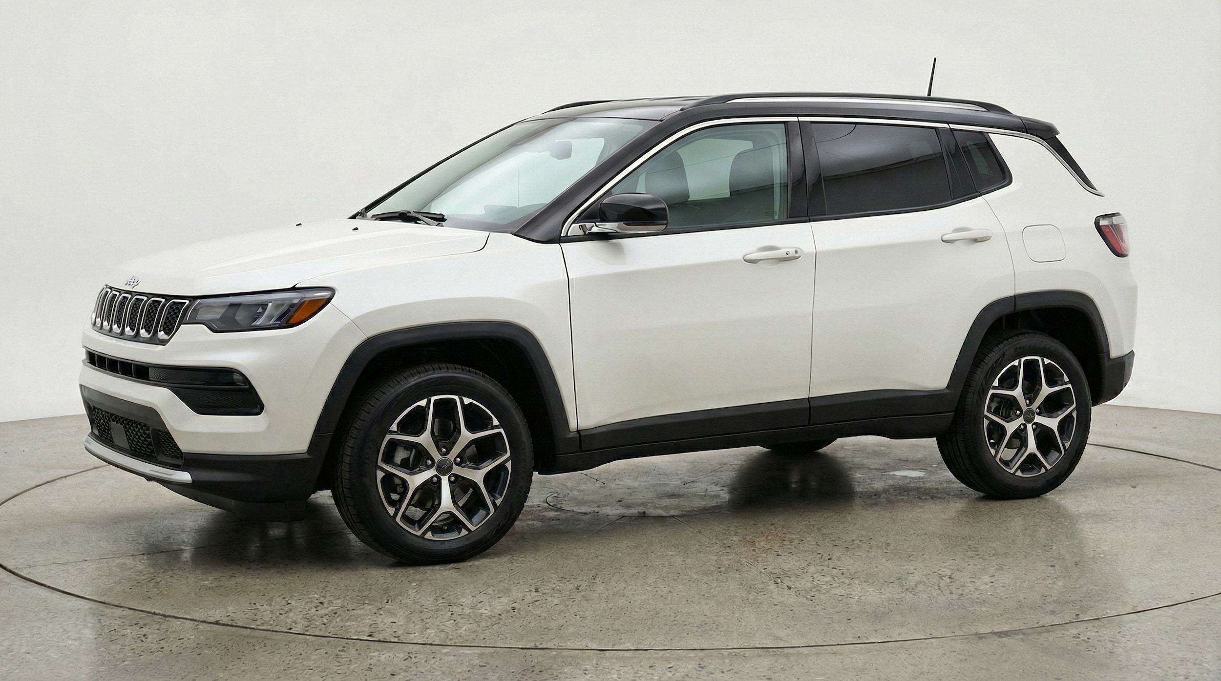 Thumbnail: 2025 Jeep Compass - 3
