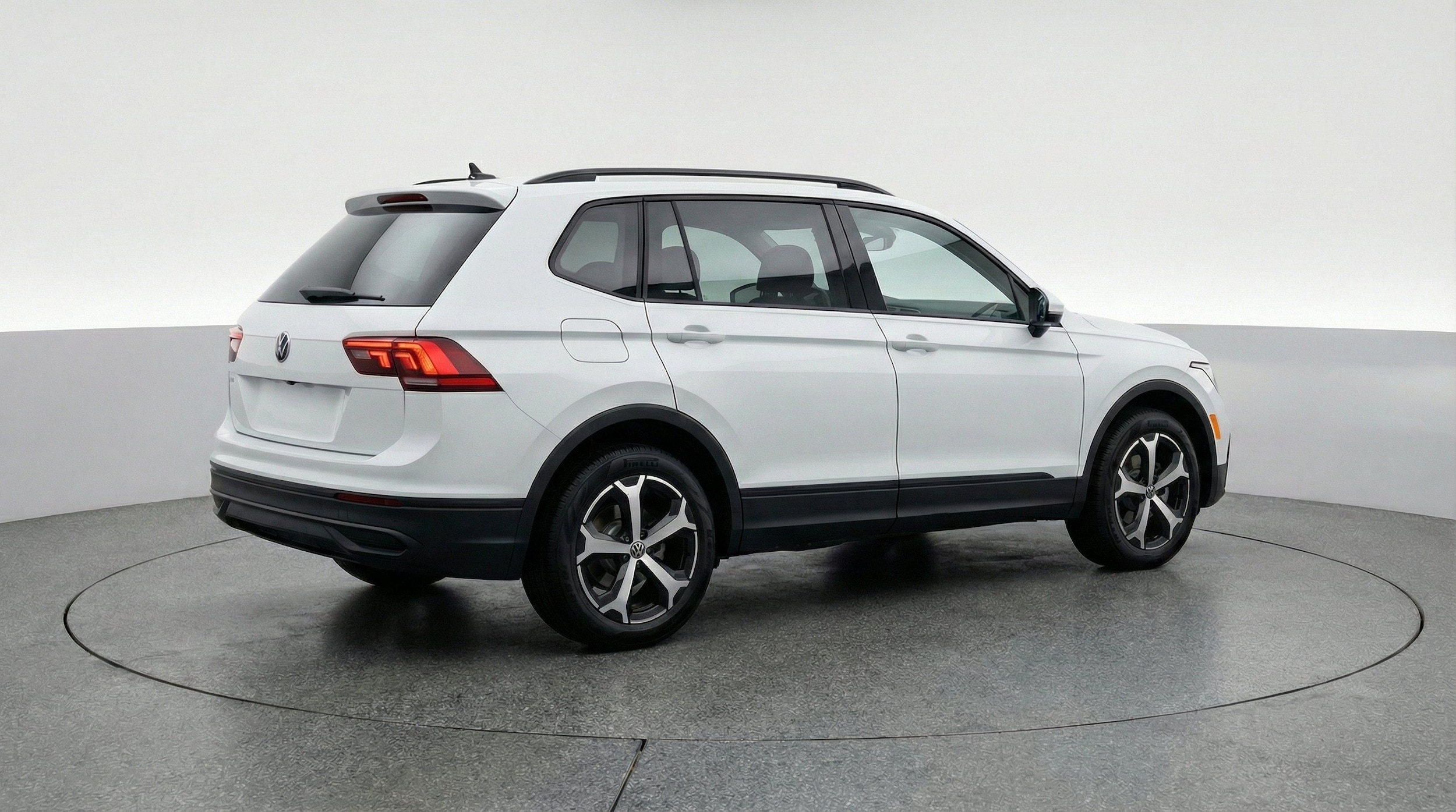 Thumbnail: 2026 Volkswagen Tiguan - 9