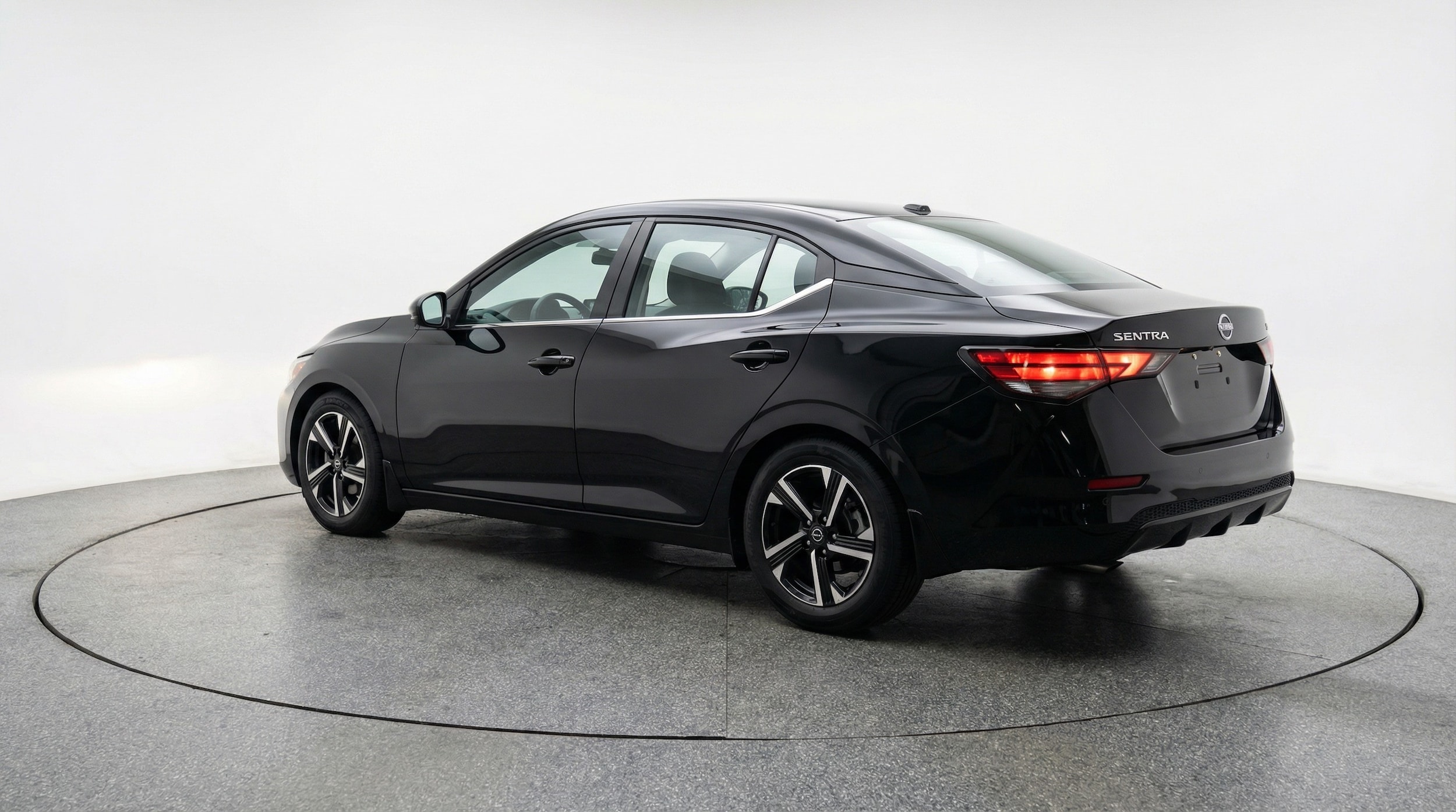 Thumbnail: 2025 Nissan Sentra - 5