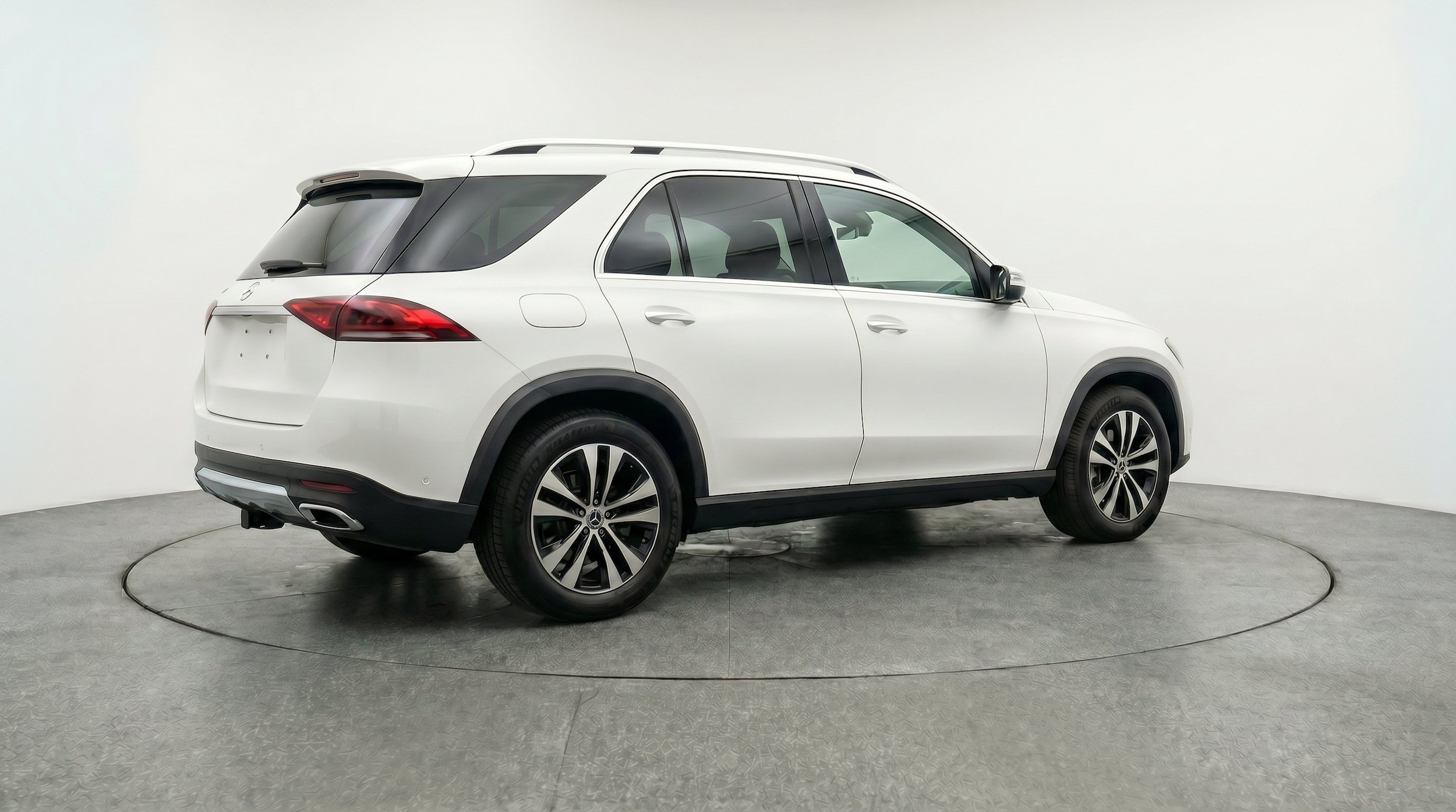 Thumbnail: 2026 Mercedes-Benz GLE - 9