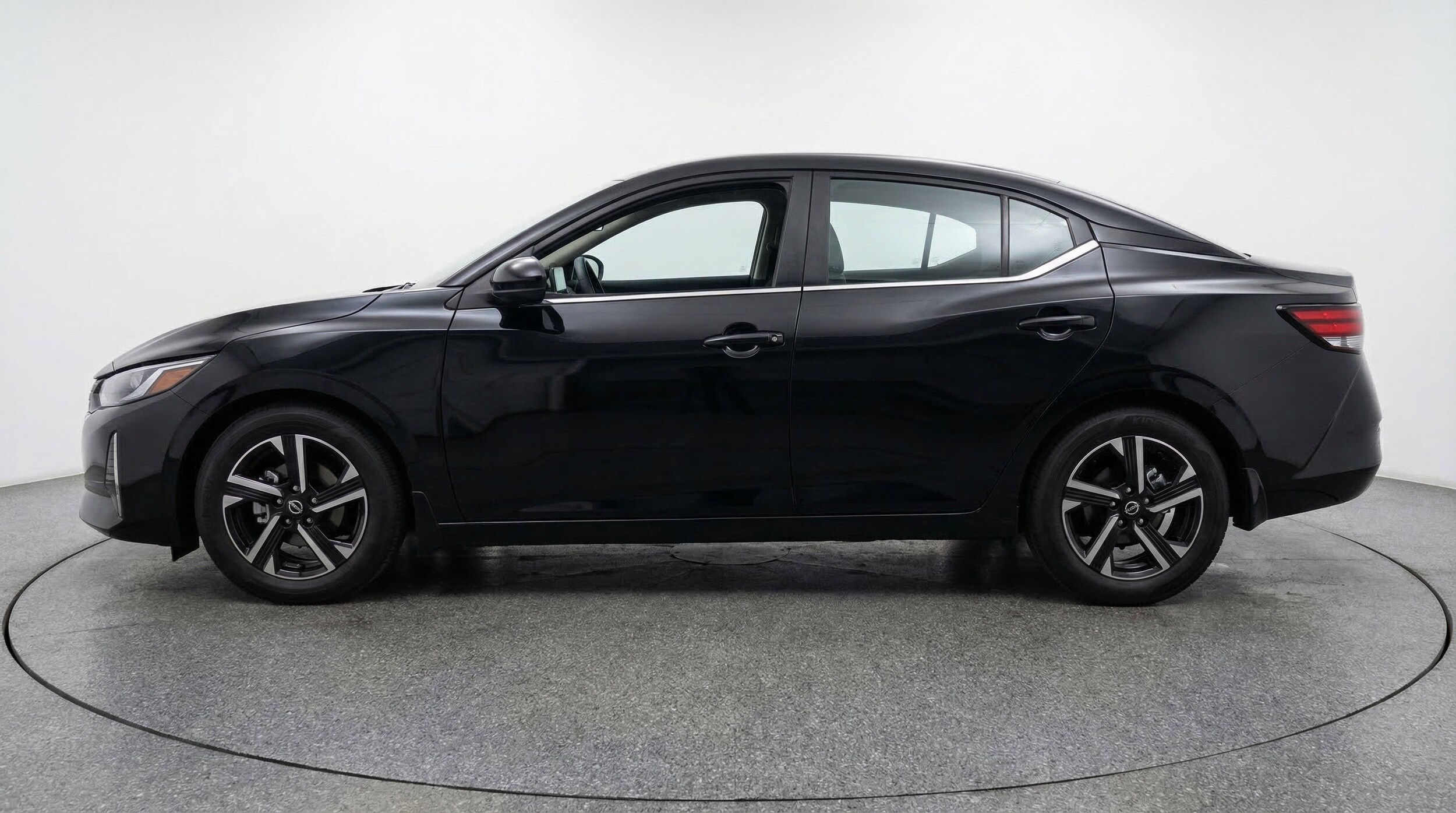 Thumbnail: 2025 Nissan Sentra - 5