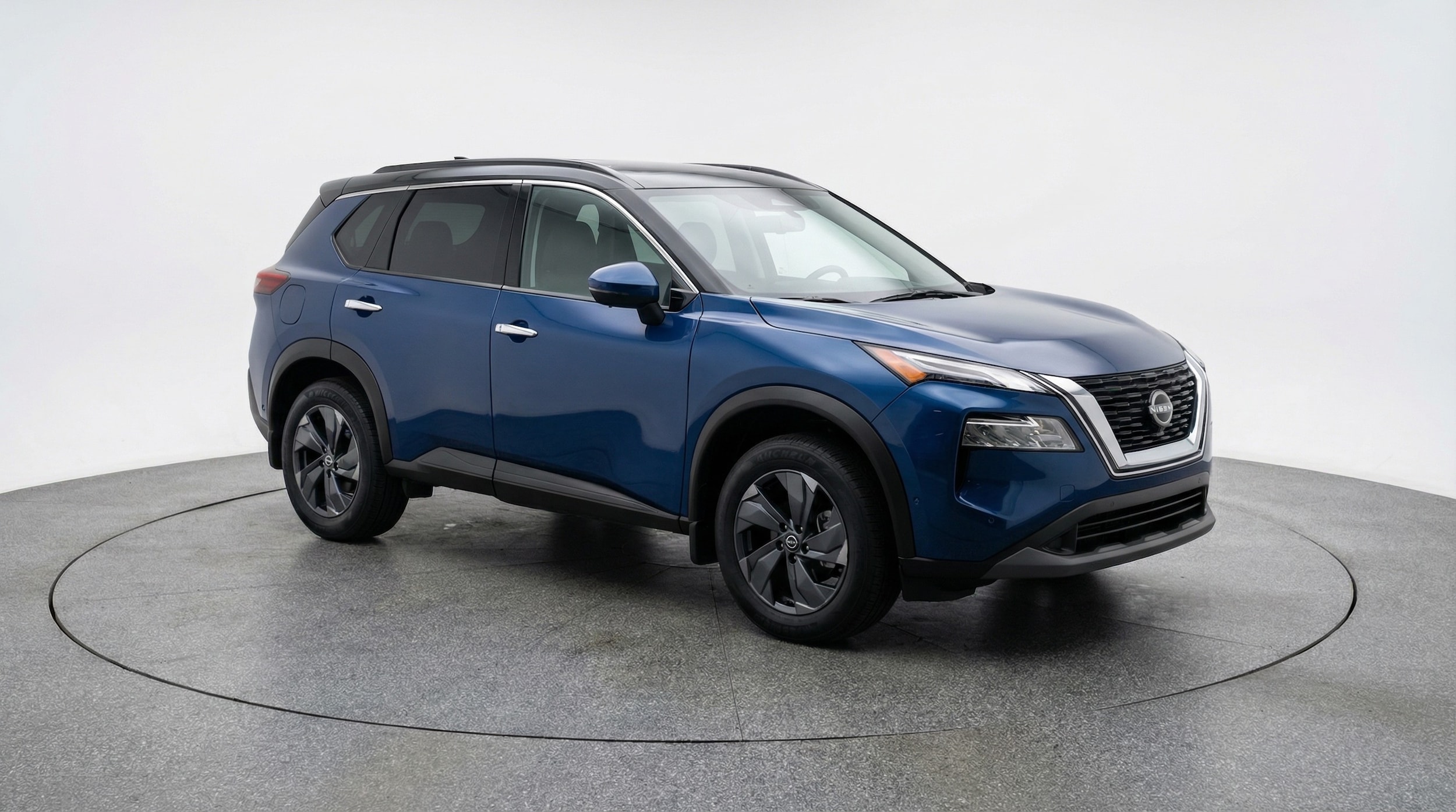 Thumbnail: 2025 Nissan Rogue - 1